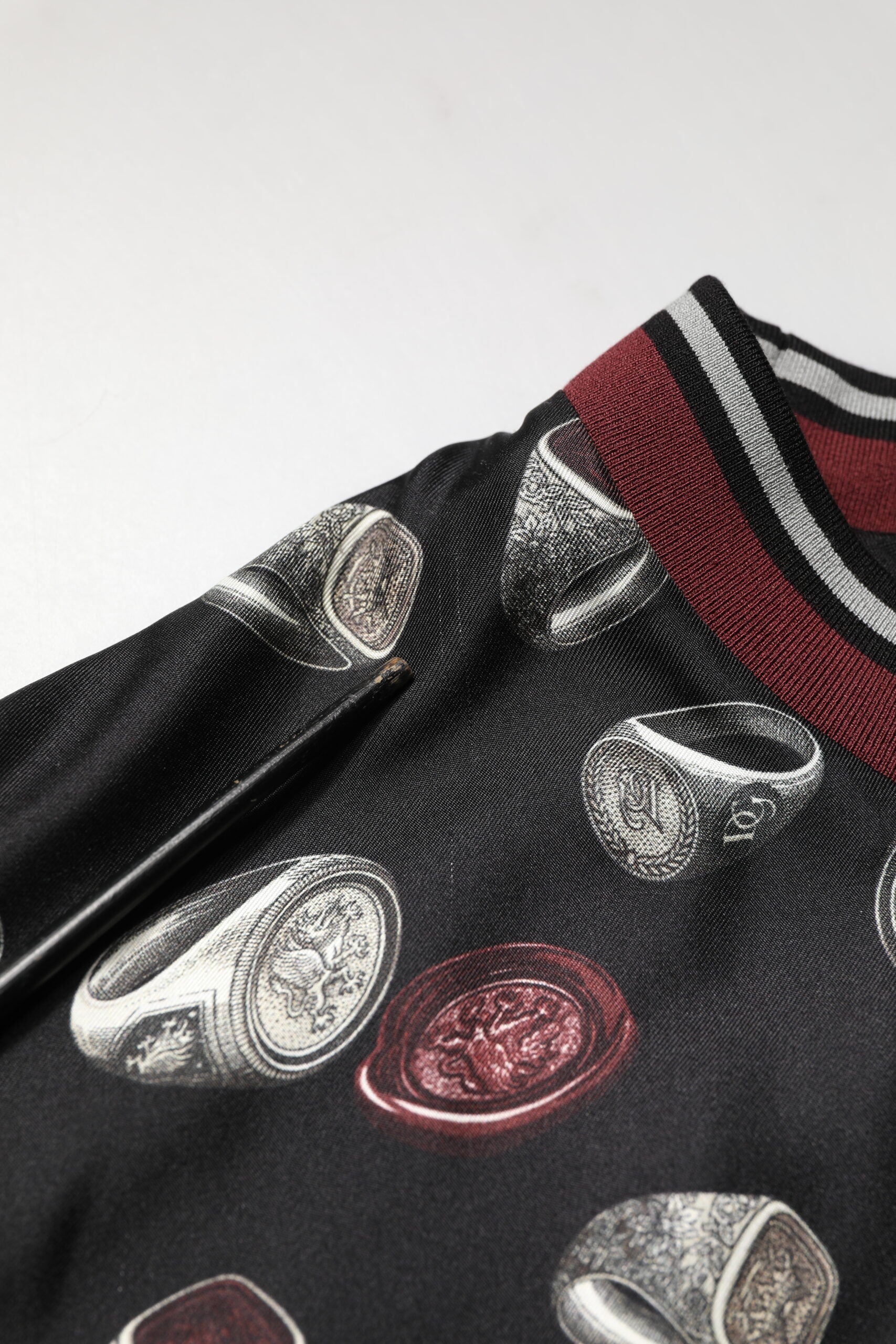 Dolce & Gabbana Black Ring Print CrewNeck Sweatshirt Sweater