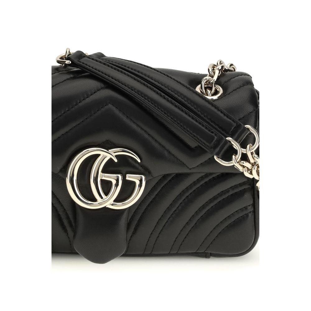 10205660 - PreLoved & Luxe