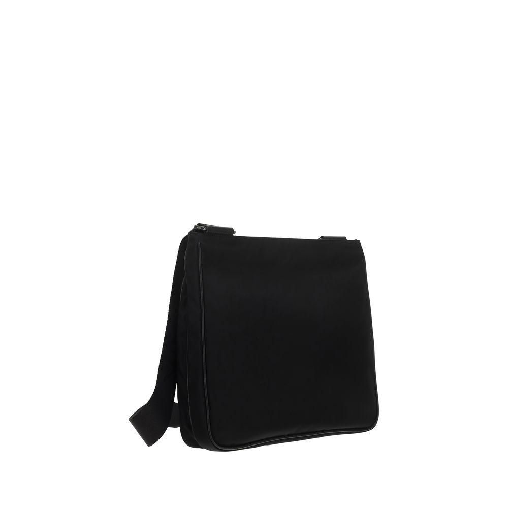 10292001 - PreLoved & Luxe