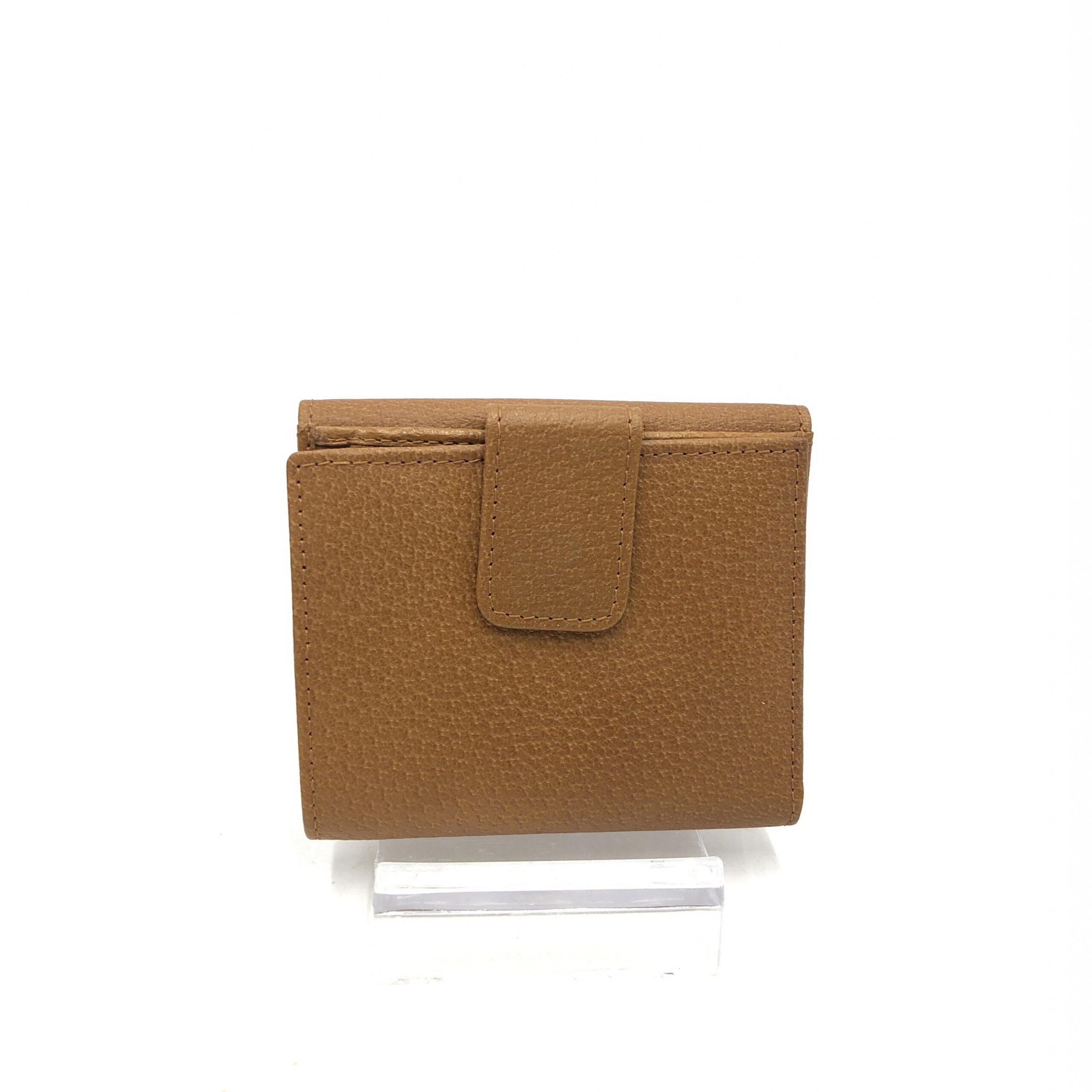 Pre-Owned Gucci Brown Leather Wallet Brown Women's AB (Very Good — between Lightly Used and Used)