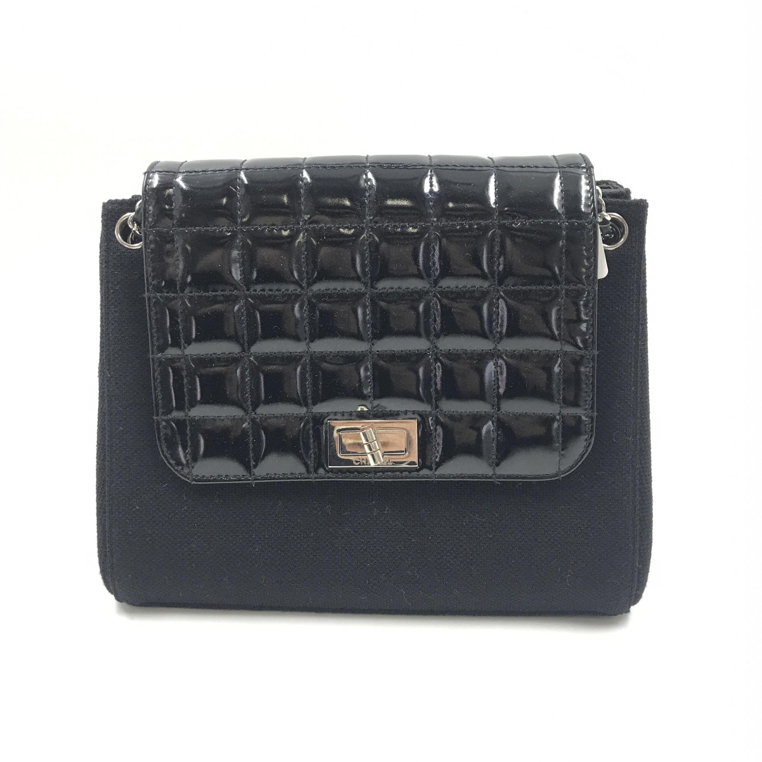 Chanel Chocolate Bar Patent Leather Shoulder Bag - PreLoved & Luxe