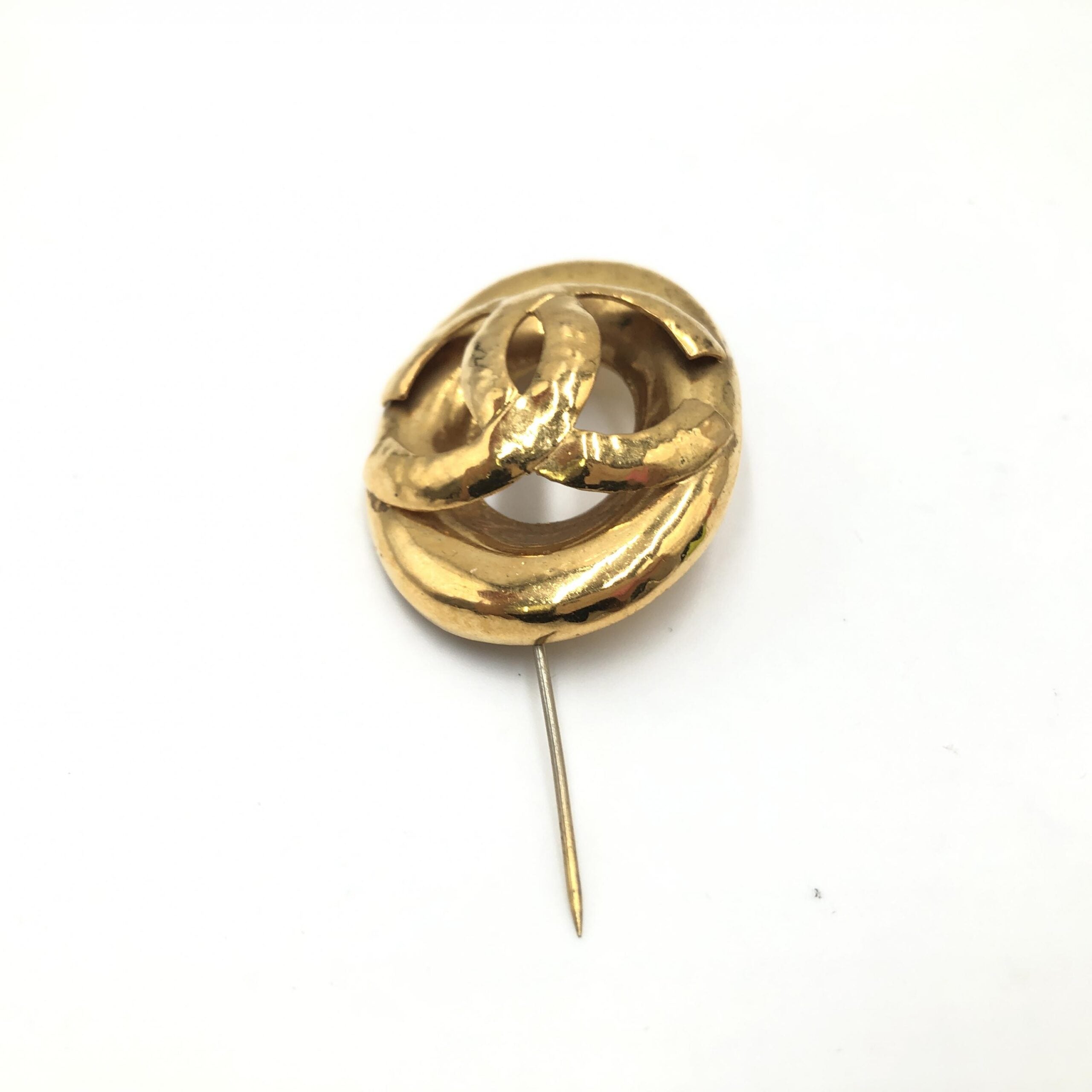 Pre-Owned Chanel Coco Mark Brooch Gold Women's AB (Very Good — between Lightly Used and Used)