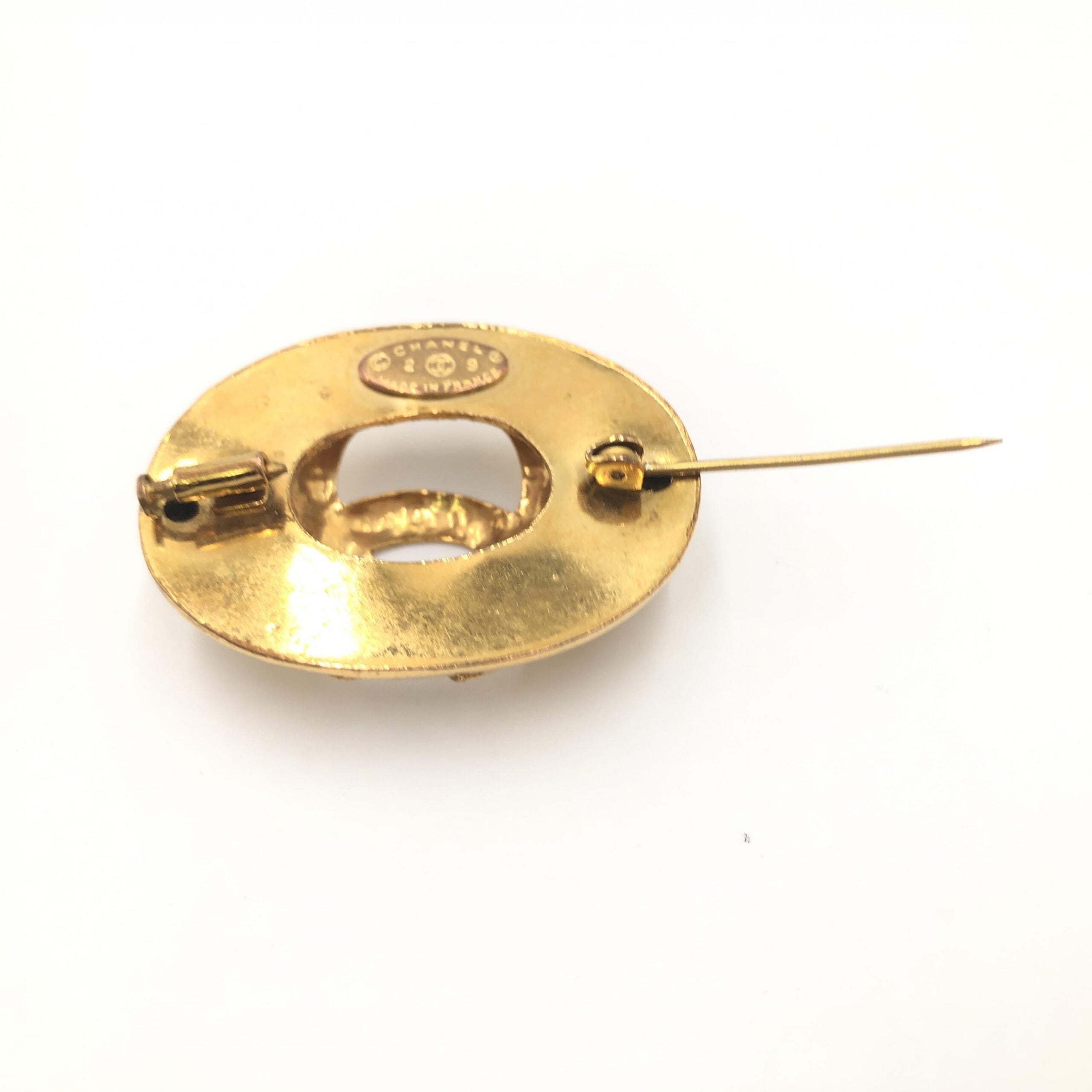 Pre-Owned Chanel Coco Mark Brooch Gold Women's AB (Very Good — between Lightly Used and Used)