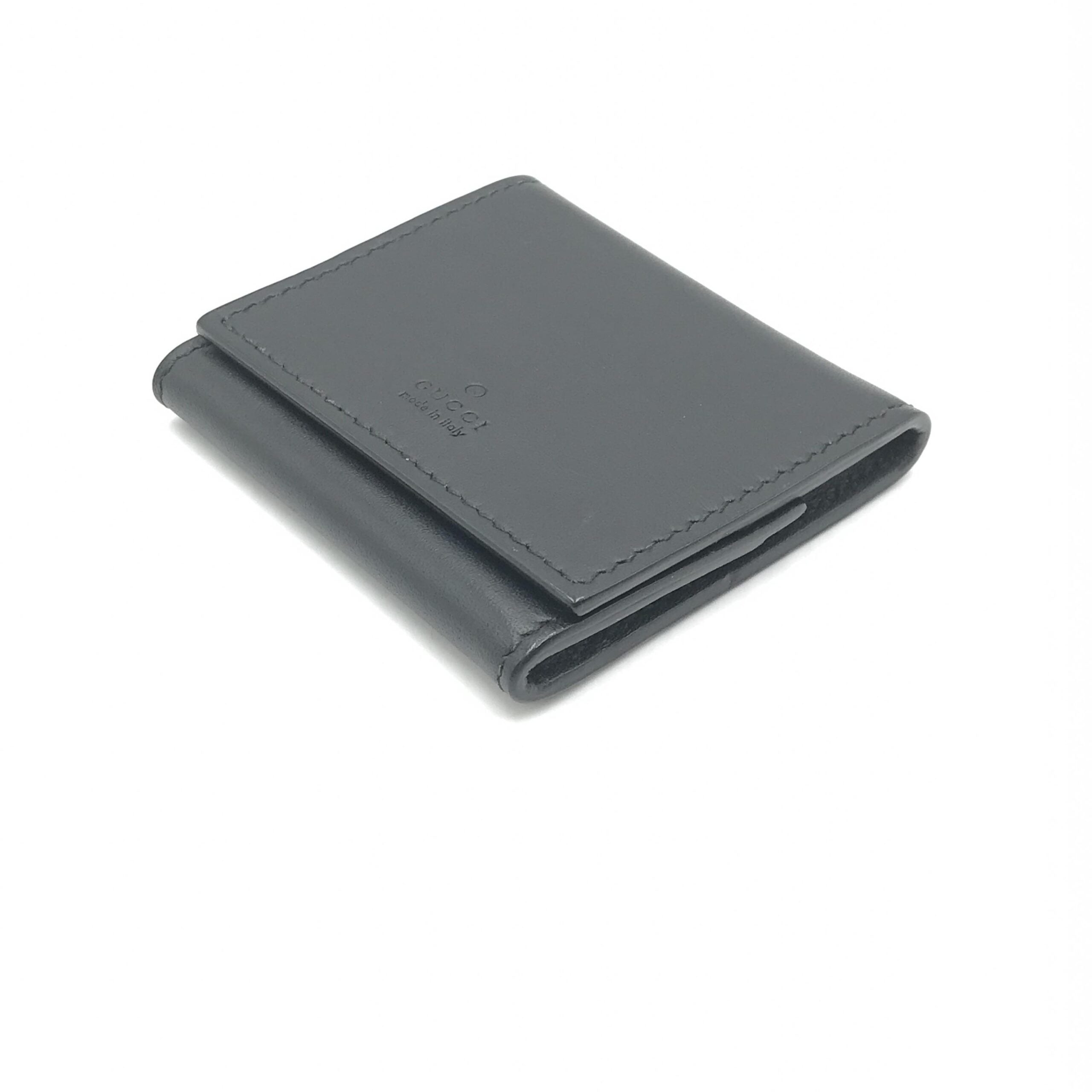 Pre-Owned Gucci Compact Leather Wallet With Sleek Design Black Women's B+ (Good — light signs of wear)