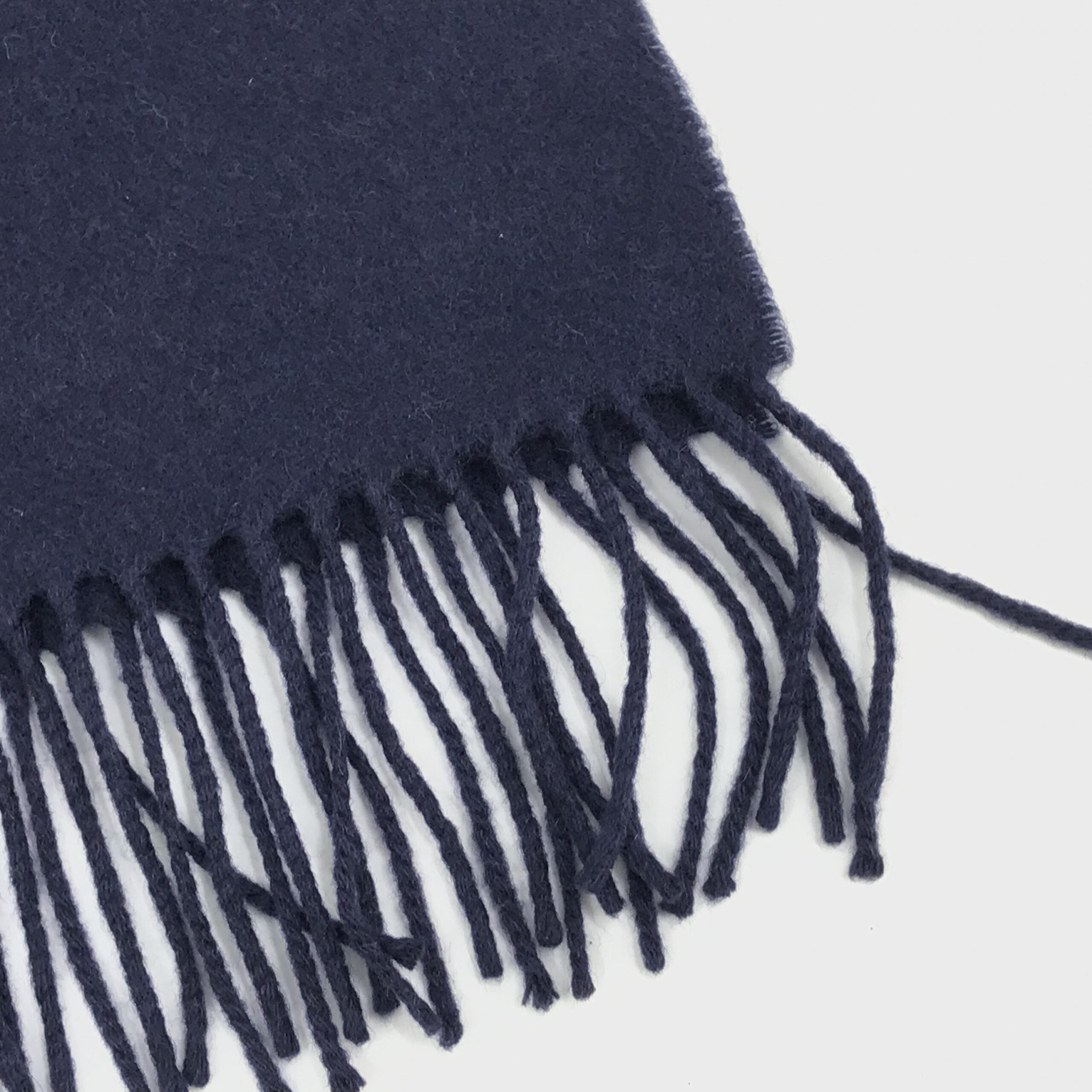 Pre-Owned Johnstons of elgin Navy Blue Soft Wool Scarf Navy Blue Women's AB (Very Good — between Lightly Used and Used)
