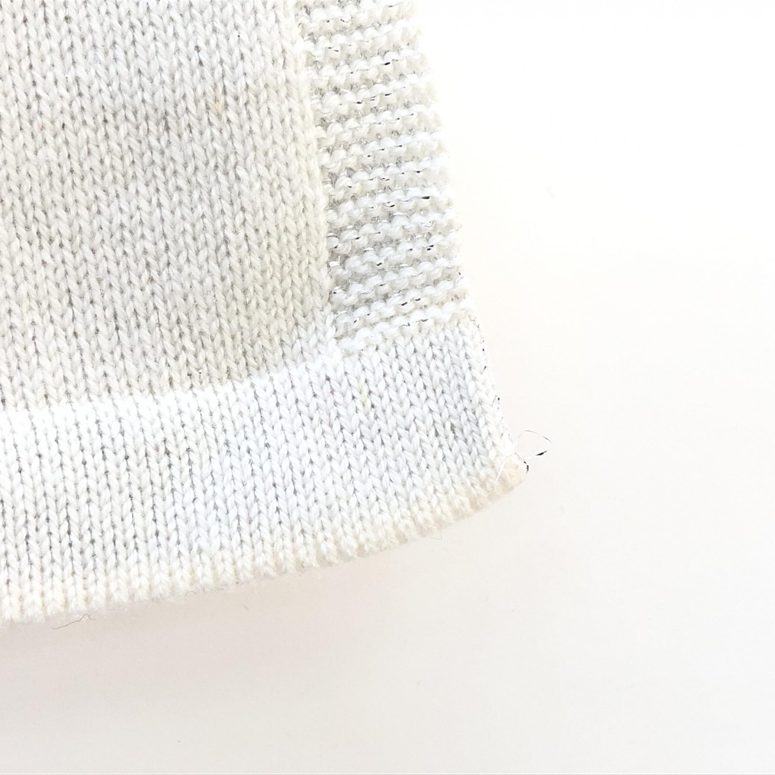 Pre-Owned Chanel Scarf/Shawl, Wool (Not Knit) White Women's AB (Very Good — between Lightly Used and Used)