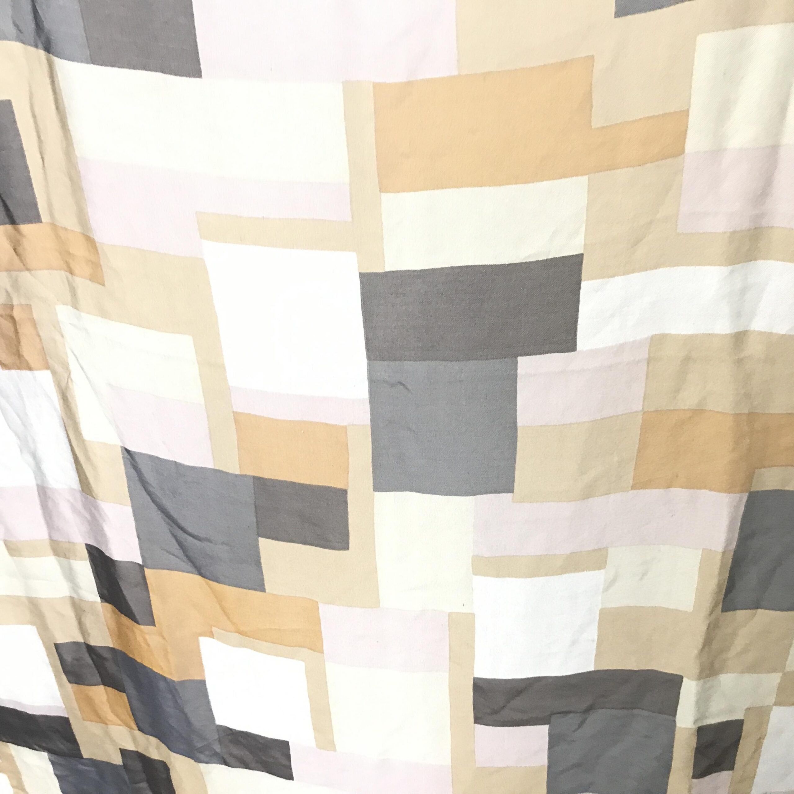 Pre-Owned Salvatore Ferragamo Scarf, Silk White Women's AB (Very Good — between Lightly Used and Used)