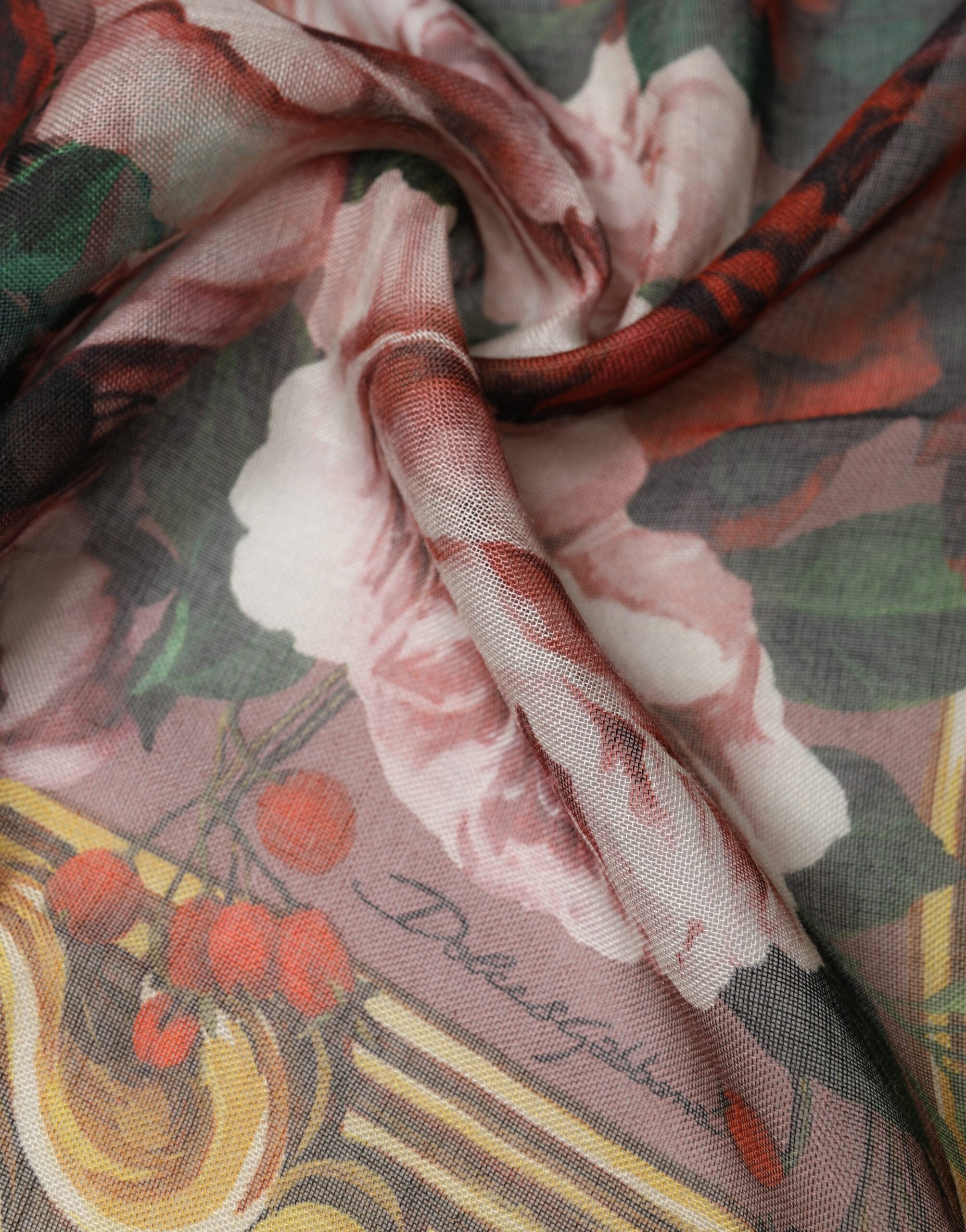 10335604 - PreLoved & Luxe