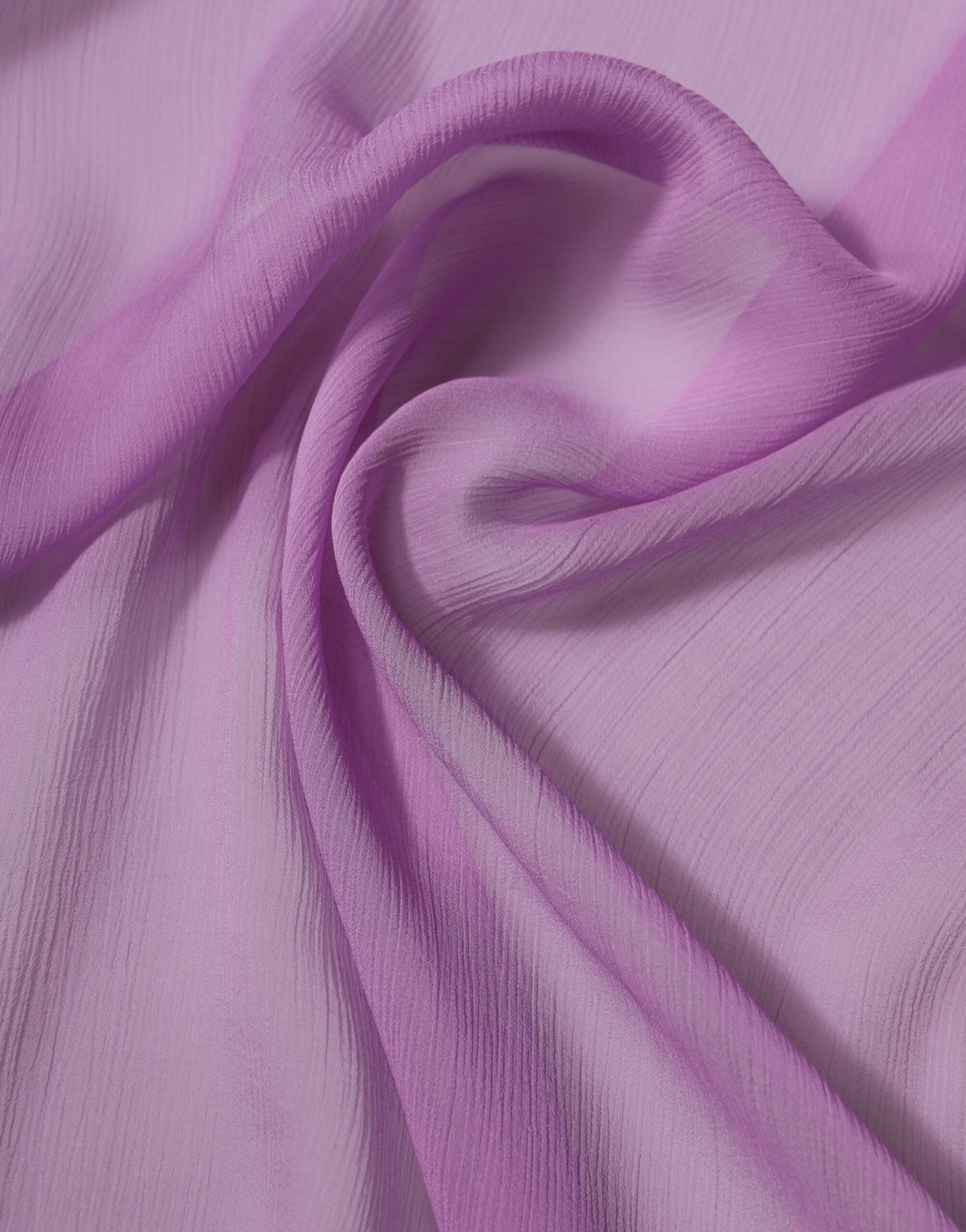 New Dolce & Gabbana Light Purple Silk Neck Wrap Foulard 114cm x 114cm Scarf