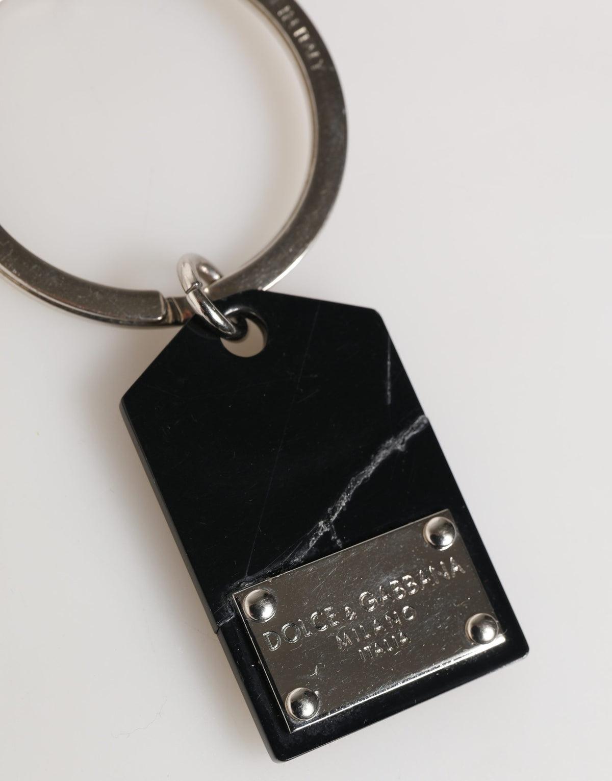 10343924 - PreLoved & Luxe
