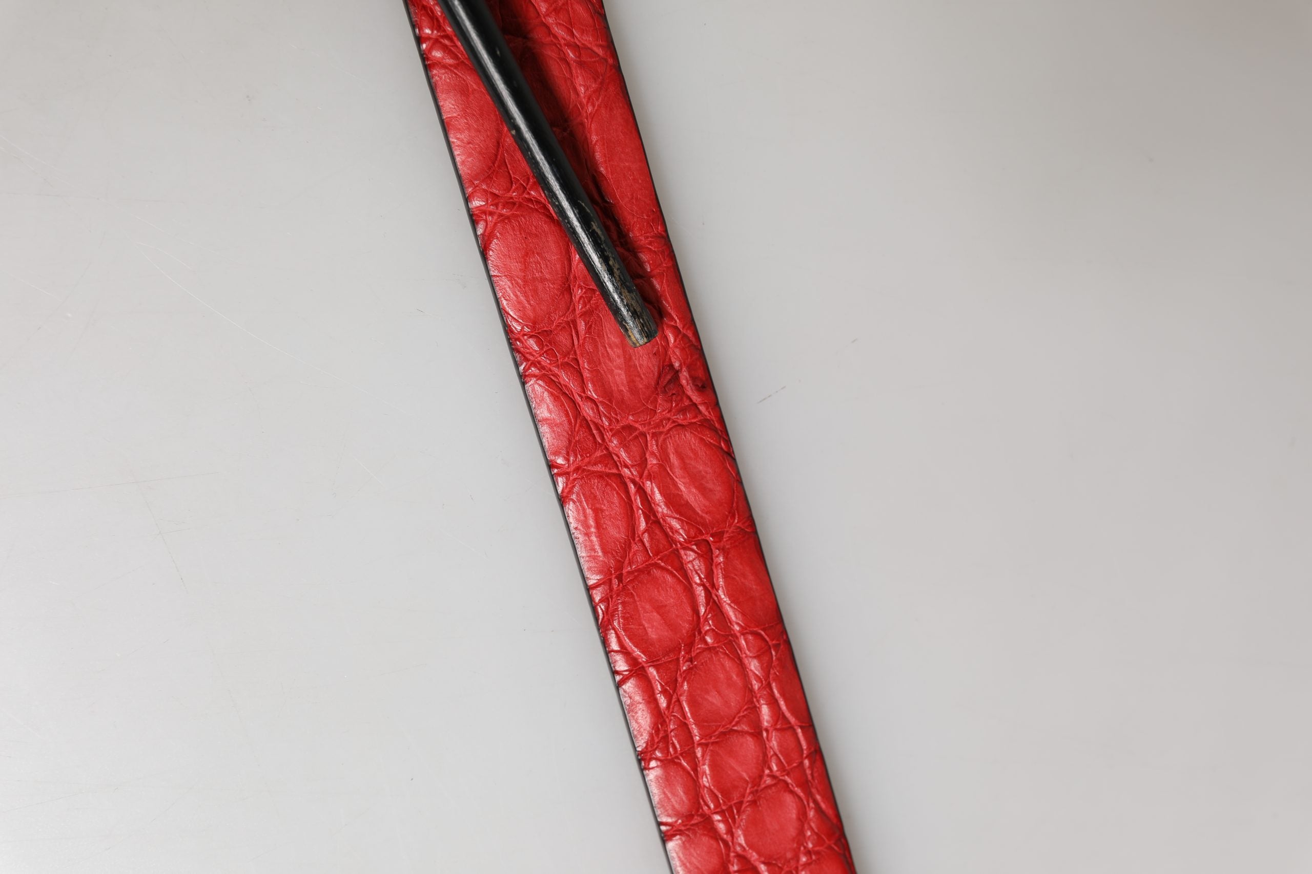 10361001 - PreLoved & Luxe