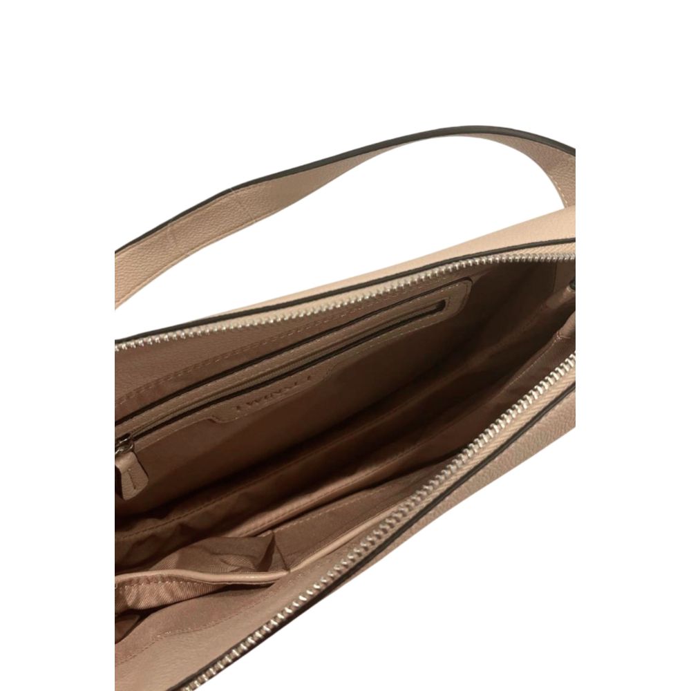 10443392 - PreLoved & Luxe
