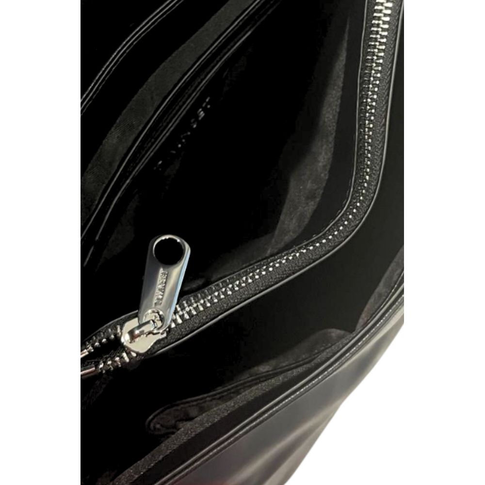 10443404 - PreLoved & Luxe