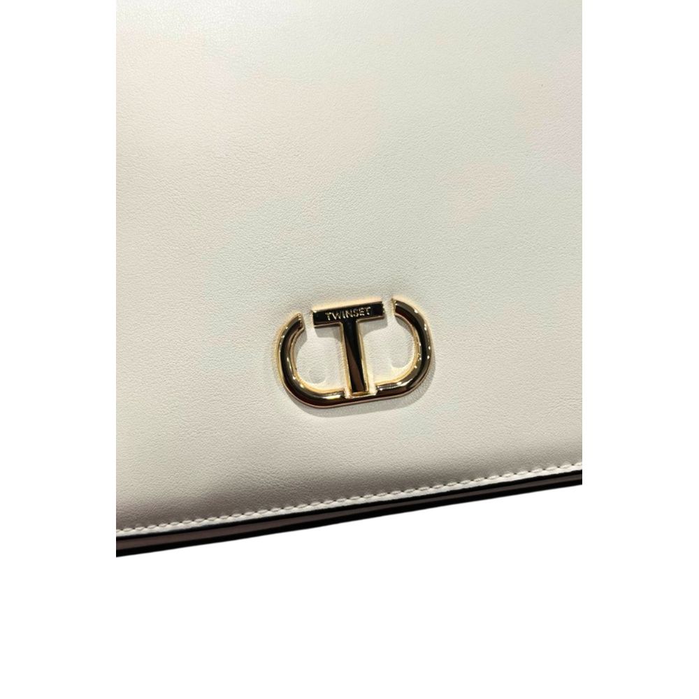 10443423 - PreLoved & Luxe