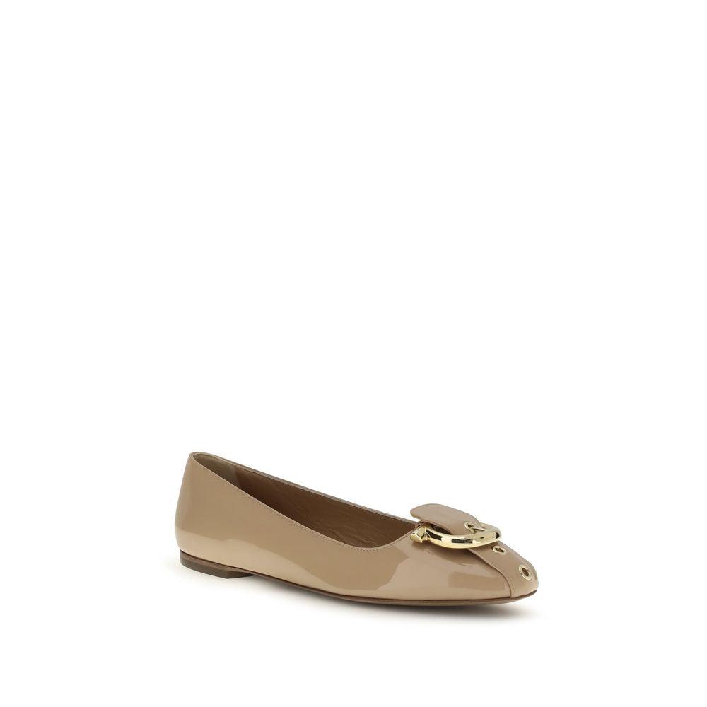 10449389 - PreLoved & Luxe