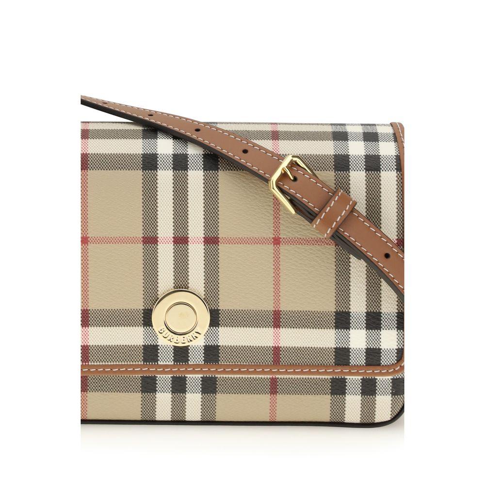 10466331 - PreLoved & Luxe