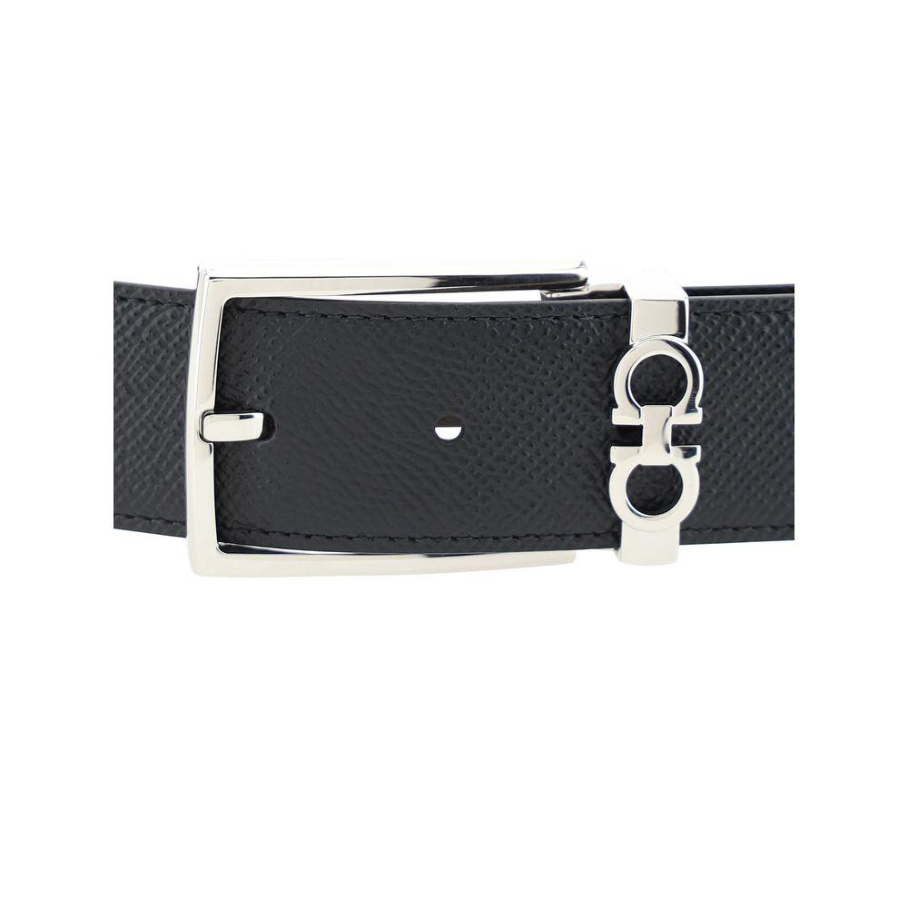 10483883 - PreLoved & Luxe