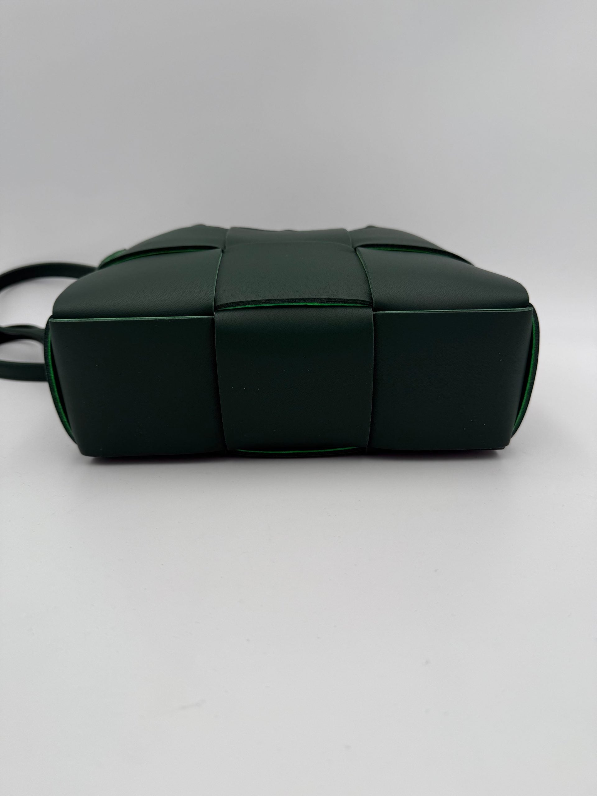 Pre-Owned Bottega Veneta BOTTEGA VENETA CANDY ARCO Shoulder Bag Green Women's AB (Very Good — between Lightly Used and Used)