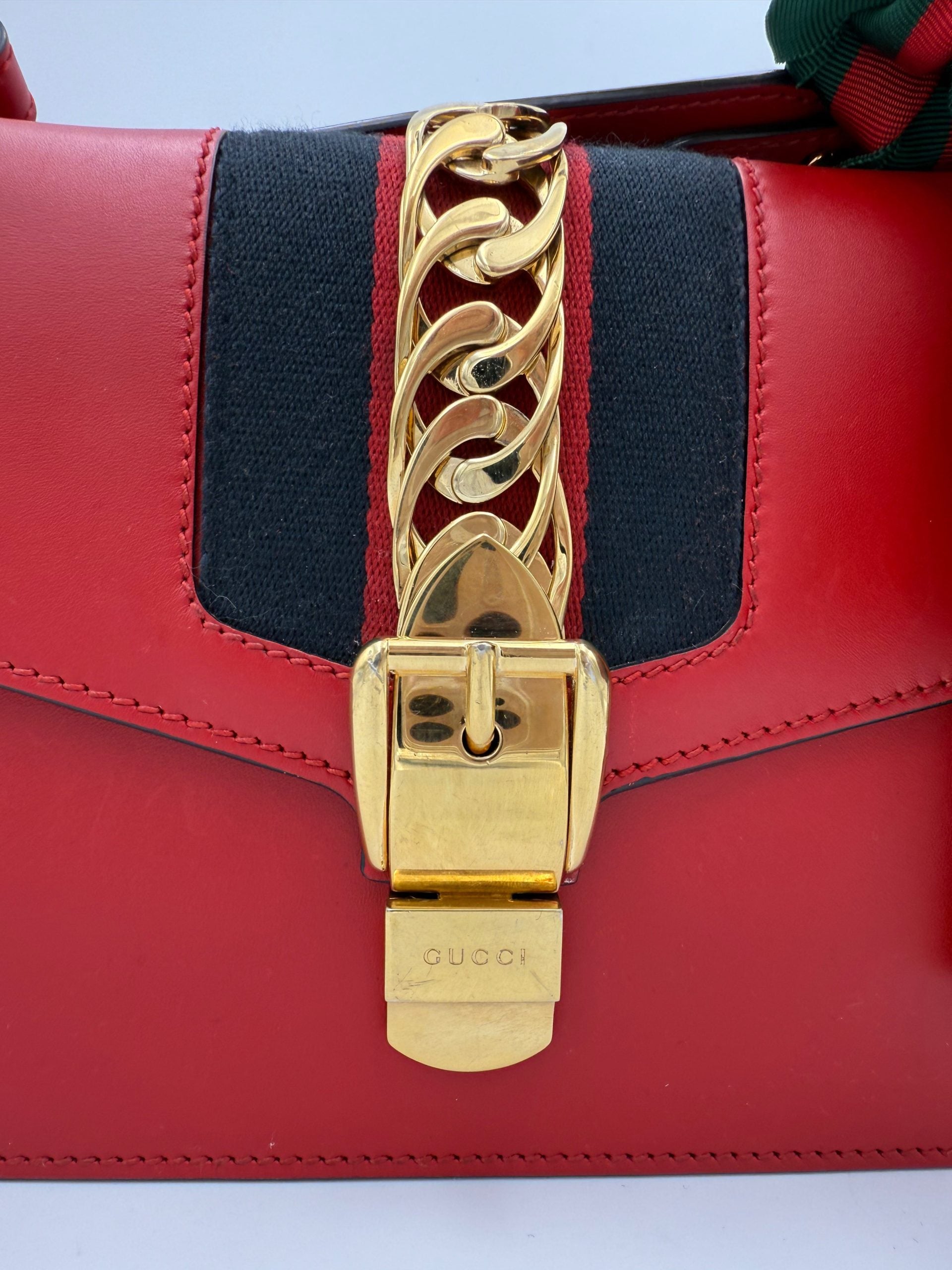 Gucci GUCCI SYLVIE Red Handbag - PreLoved & Luxe