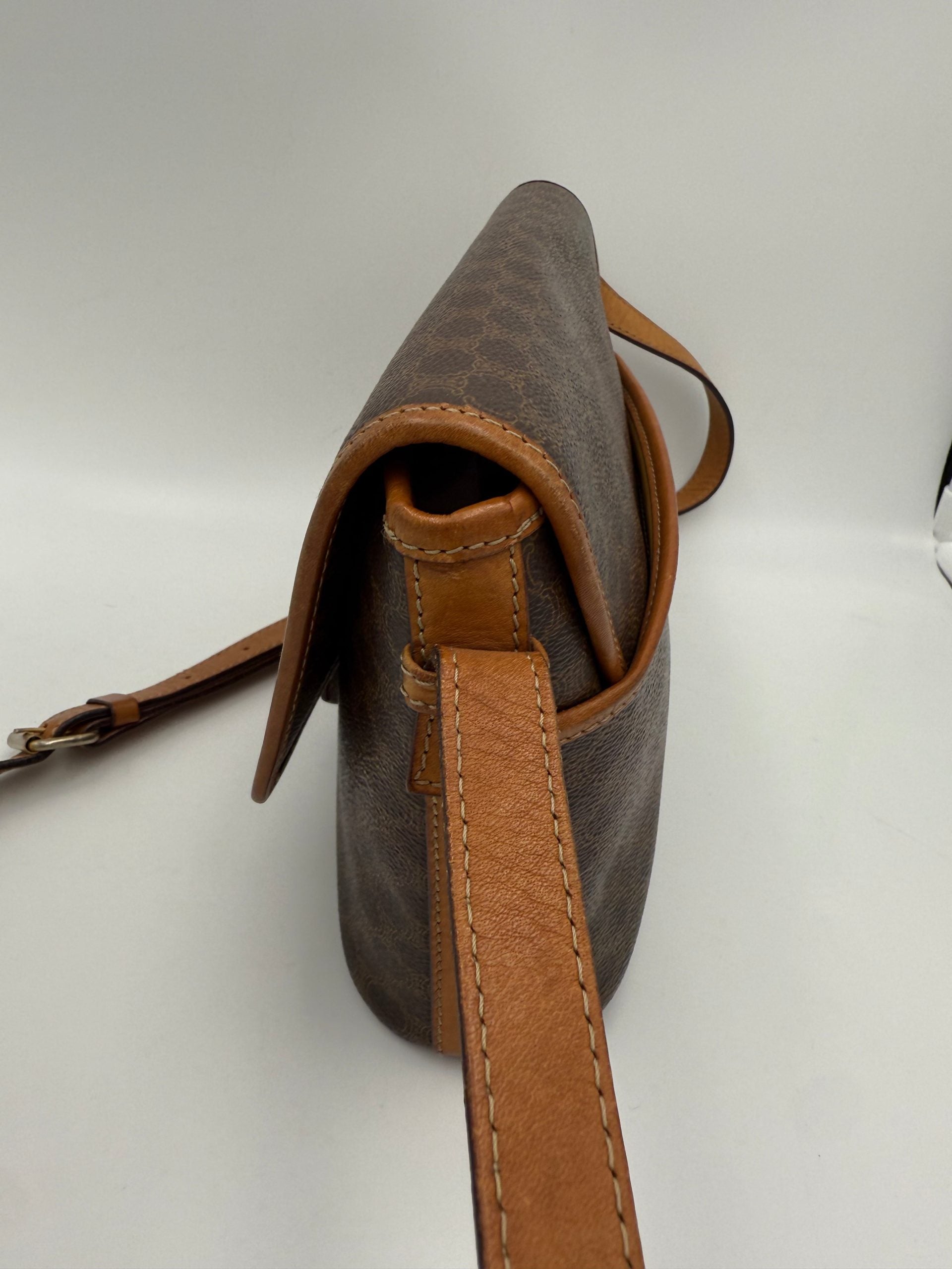 Pre-Owned Celine CELINE TRIOMPHE Vintage Monogram Handbag Multicolor Women's AB (Very Good — between Lightly Used and Used)