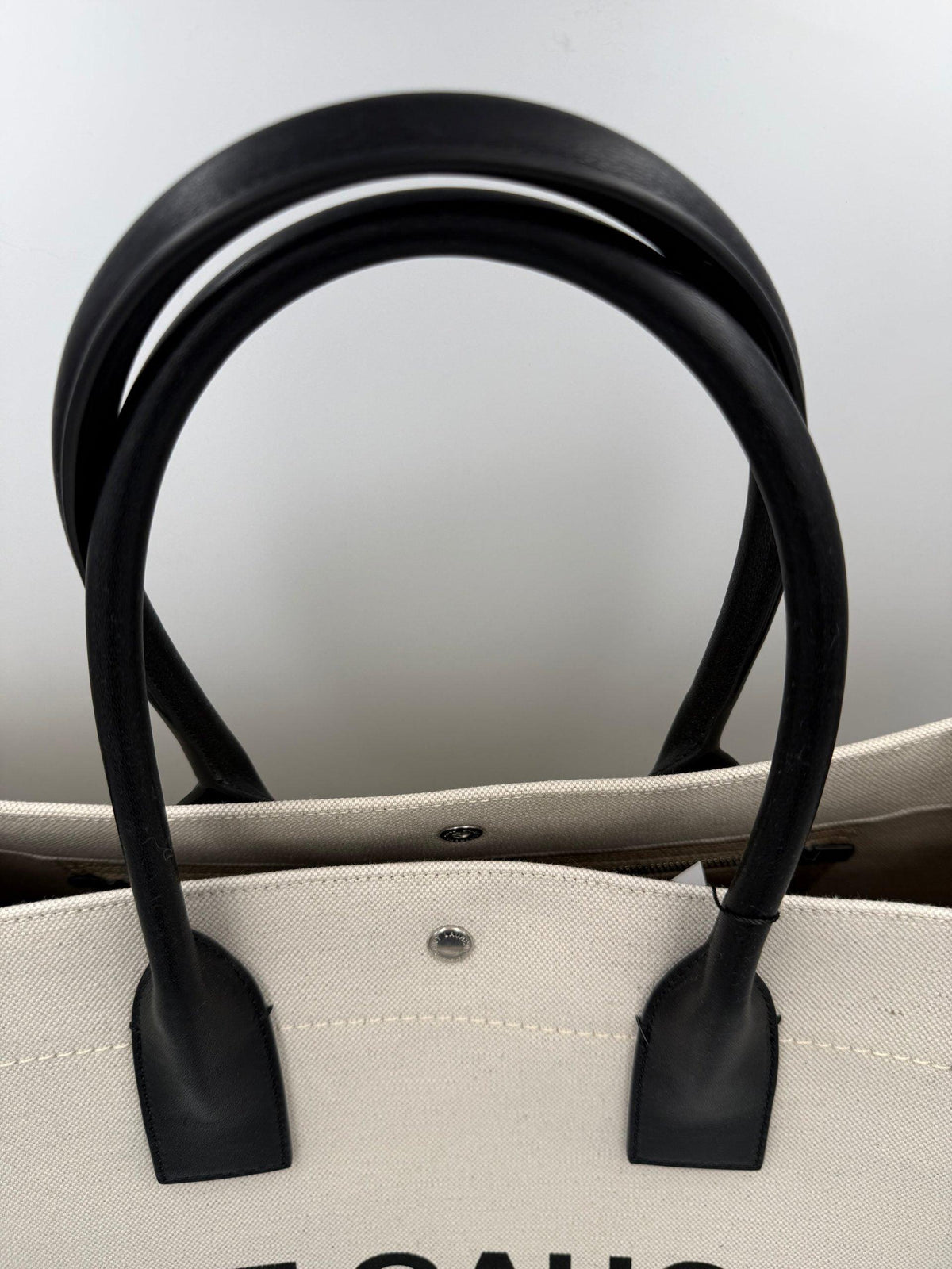 10568972 - PreLoved & Luxe