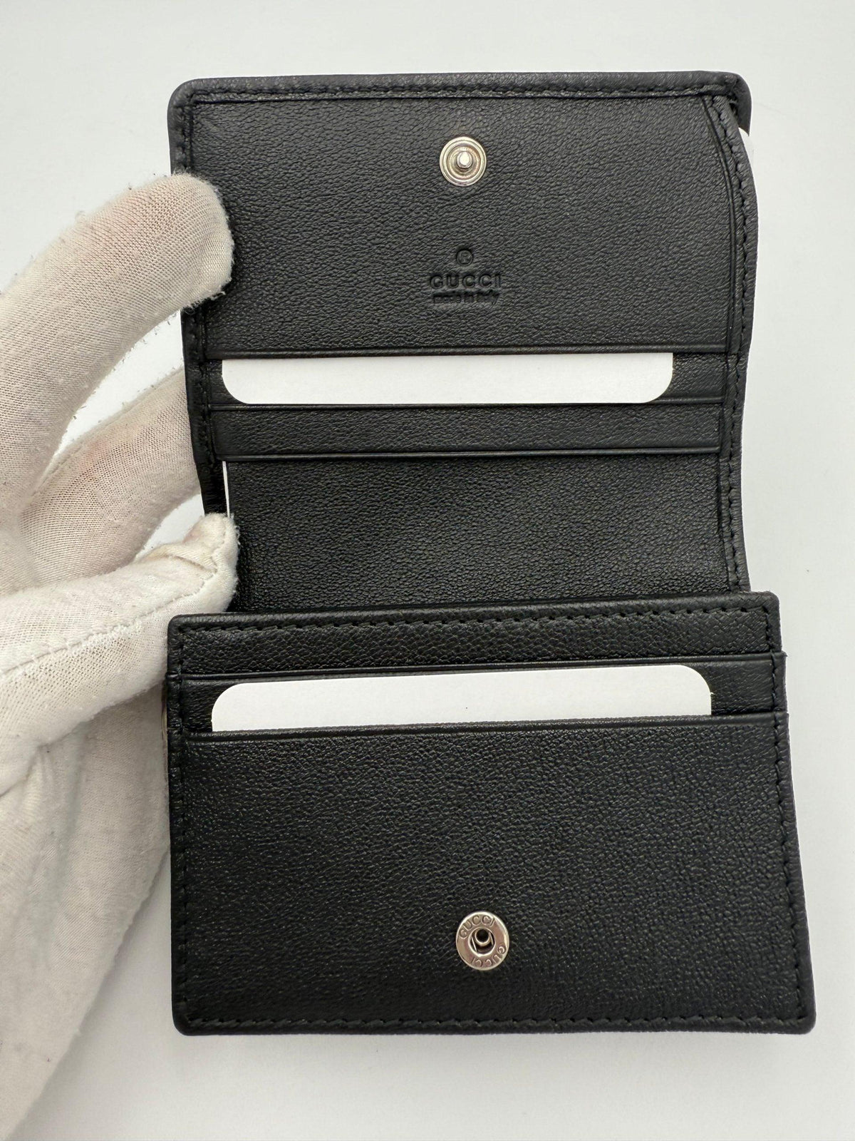 10645086 - PreLoved & Luxe