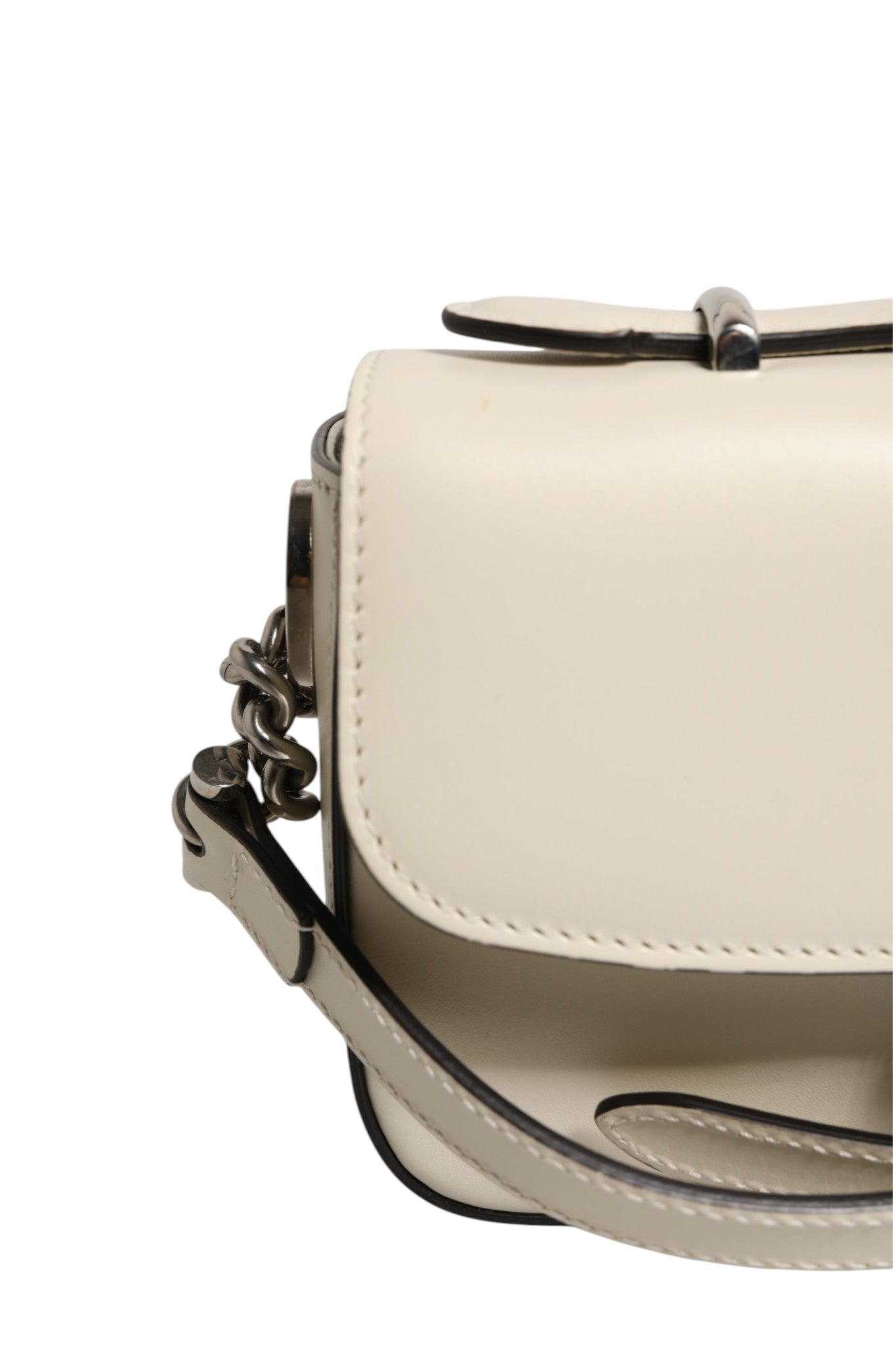 Pre-Owned Gucci Petite GG Flap Shoulder Bag White Women's B+ (Good — light signs of wear)