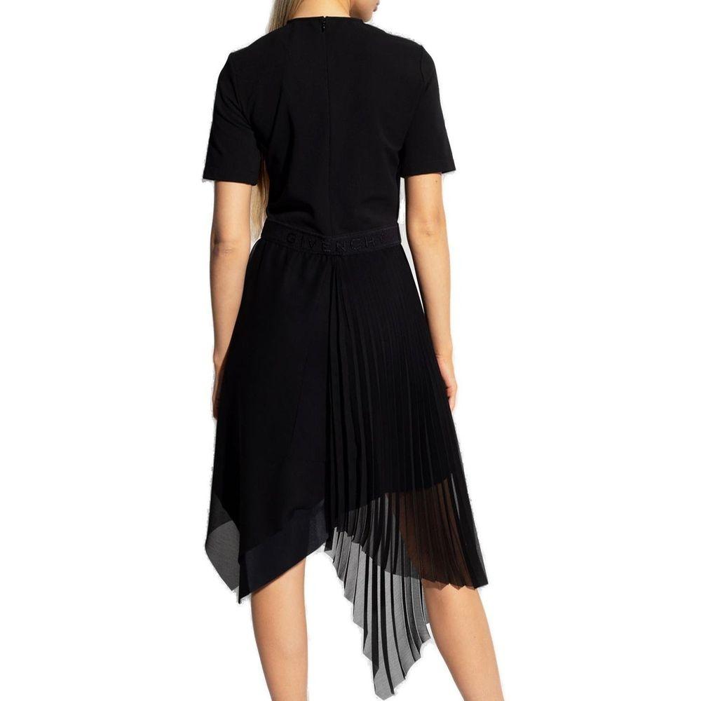 10656437 - PreLoved & Luxe