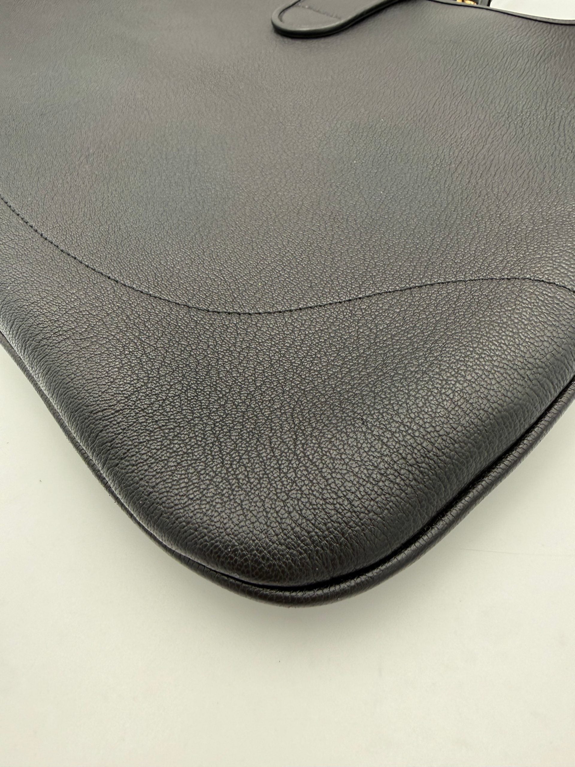 Pre-Owned Gucci GUCCI APHRODITE Black Shoulder or Crossbody Bag White Women's AB (Very Good — between Lightly Used and Used)