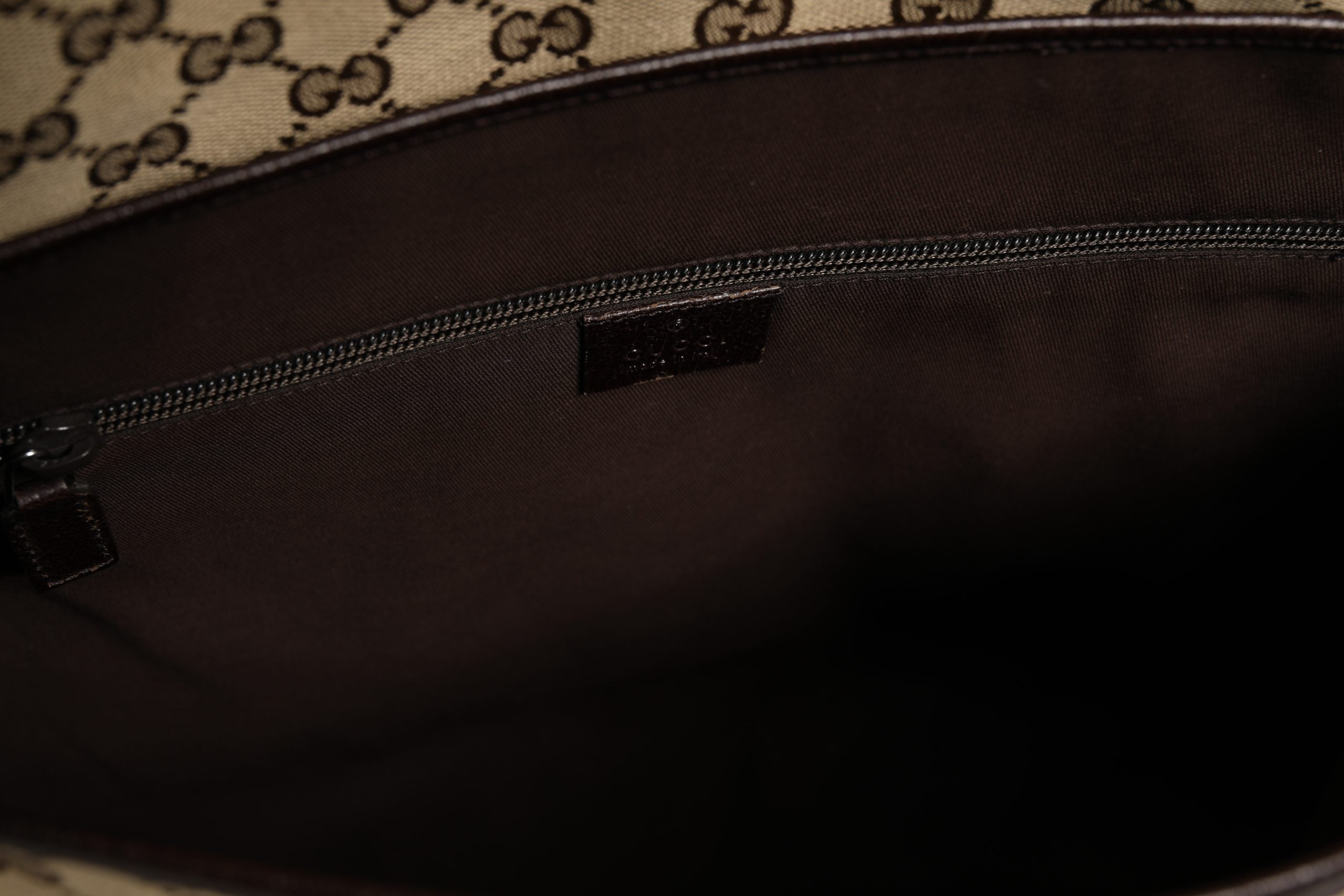 Pre-Owned Gucci GG Canvas Flap Messenger Bag Brown Women's B (Good — visible signs of wear)