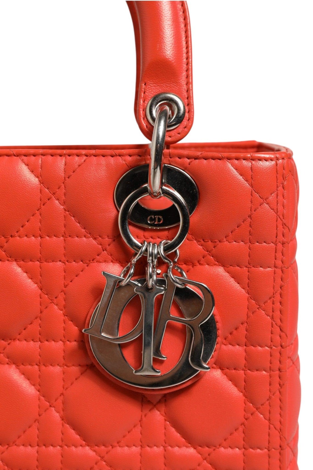 10697595 - PreLoved & Luxe