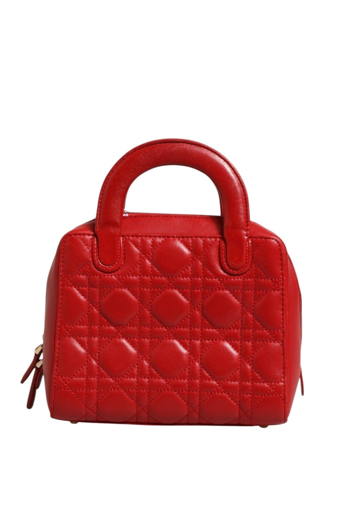 10701176 - PreLoved & Luxe