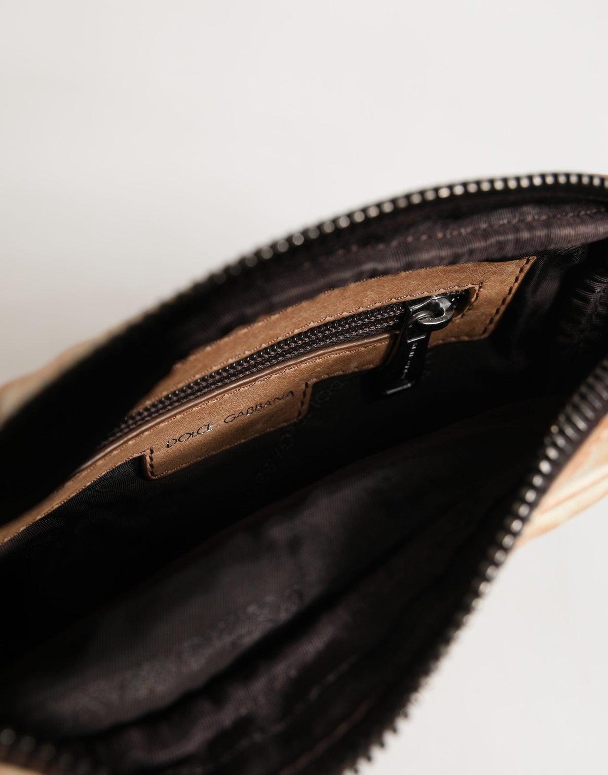 10708630 - PreLoved & Luxe