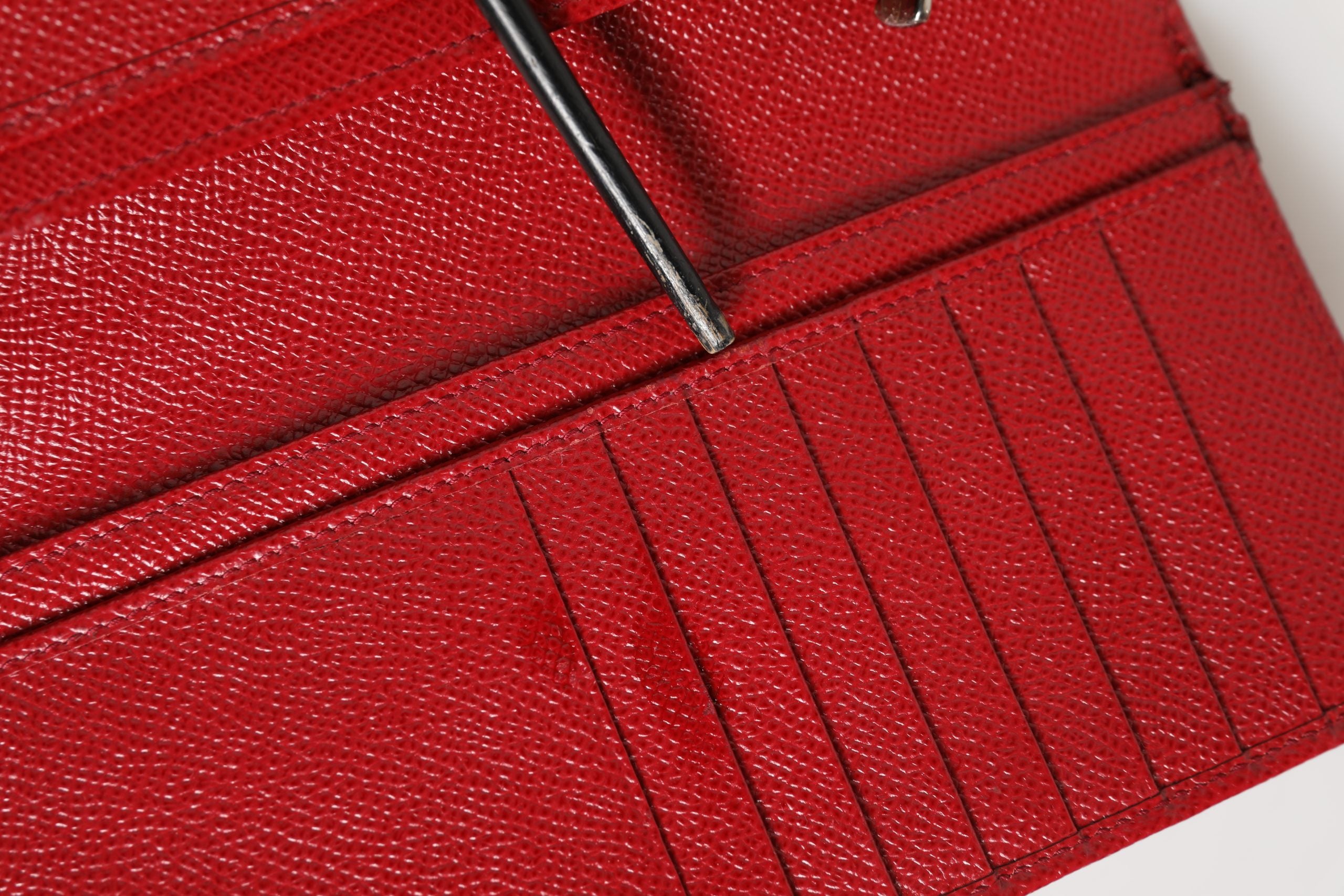 10709000 - PreLoved & Luxe
