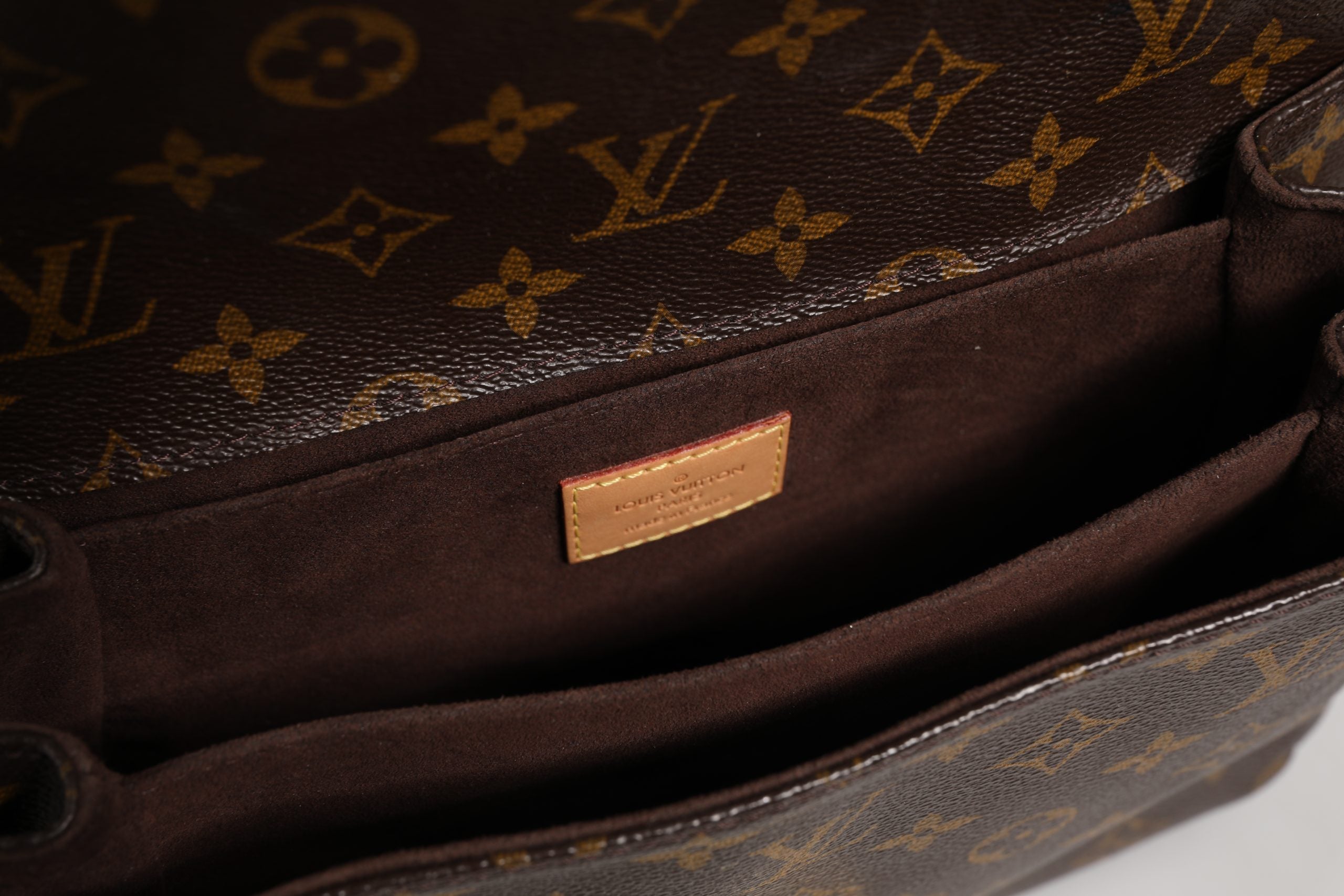Pre-Owned Louis Vuitton Pochette Métis Monogram Brown Women's B+ (Good — light signs of wear)