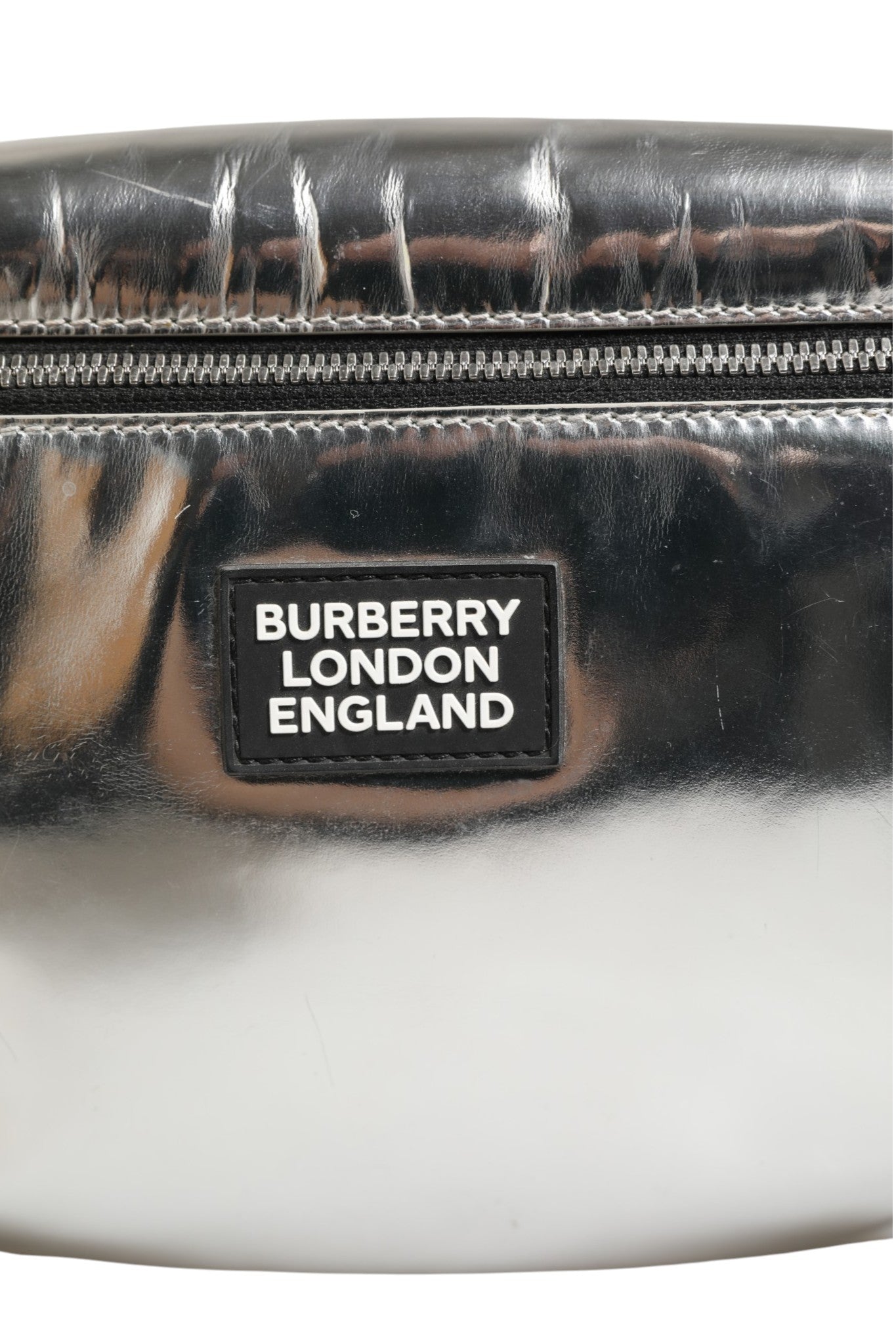 10755492 - PreLoved & Luxe