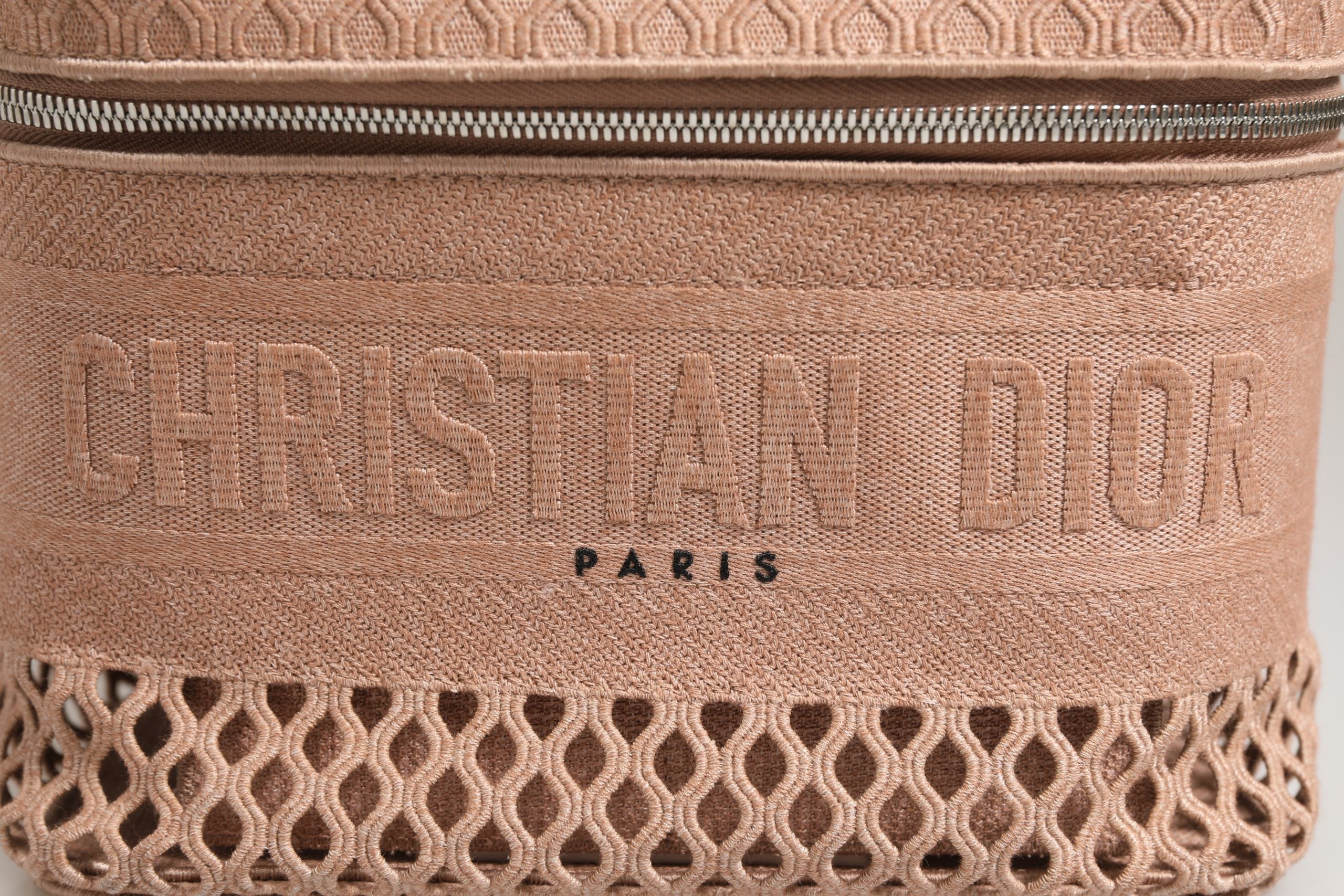 Pre-Owned Christian Dior Mesh Embroidered Dior travel Vanity Case Powder Pink Women's B+ (Good — light signs of wear)