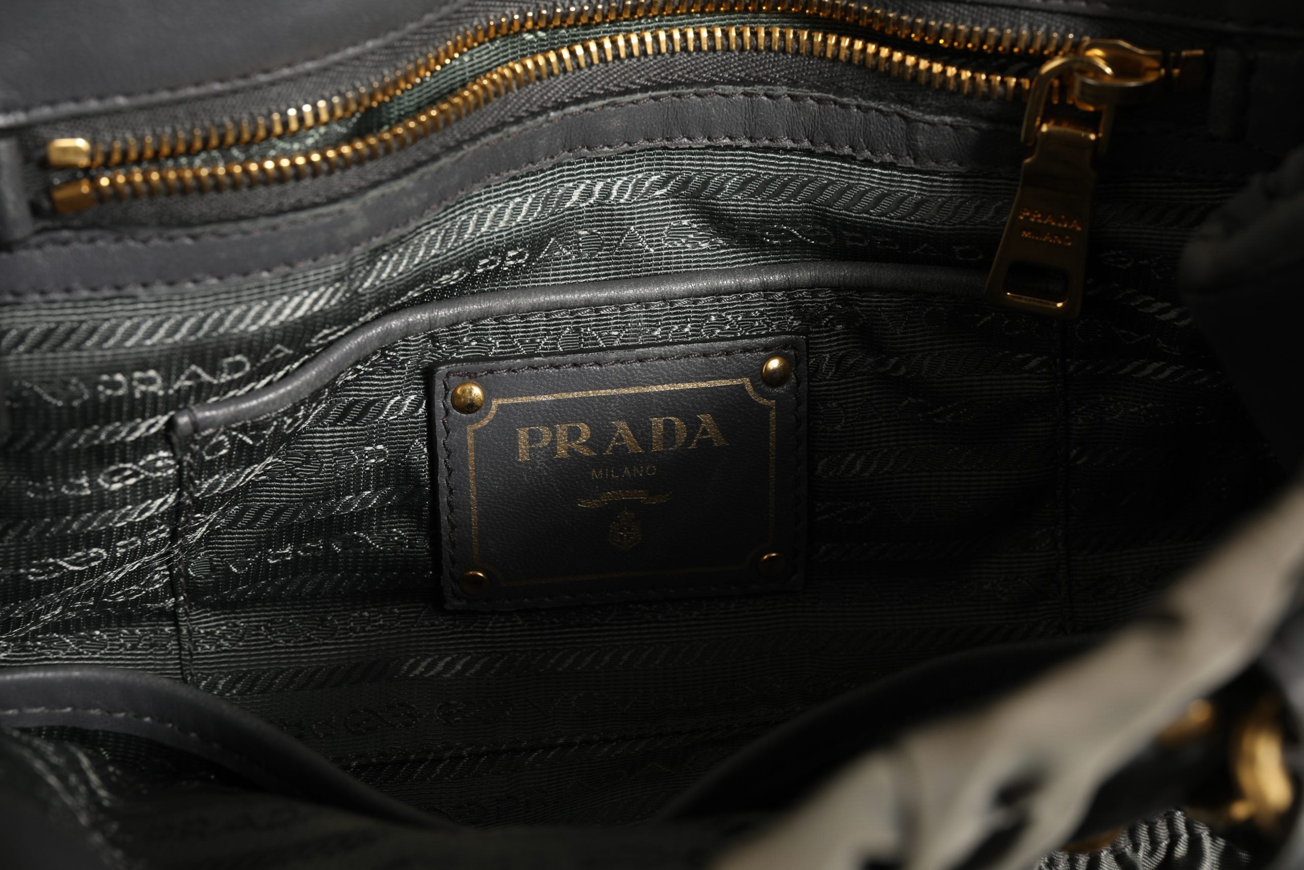 Pre-Owned Prada Tessuto Nylon Gaufre Tote bag Gray Women's AB (Very Good — between Lightly Used and Used)
