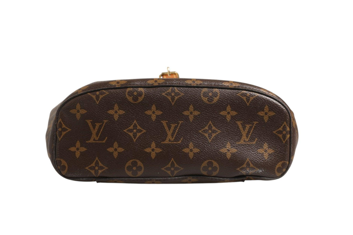 10759359 - PreLoved & Luxe