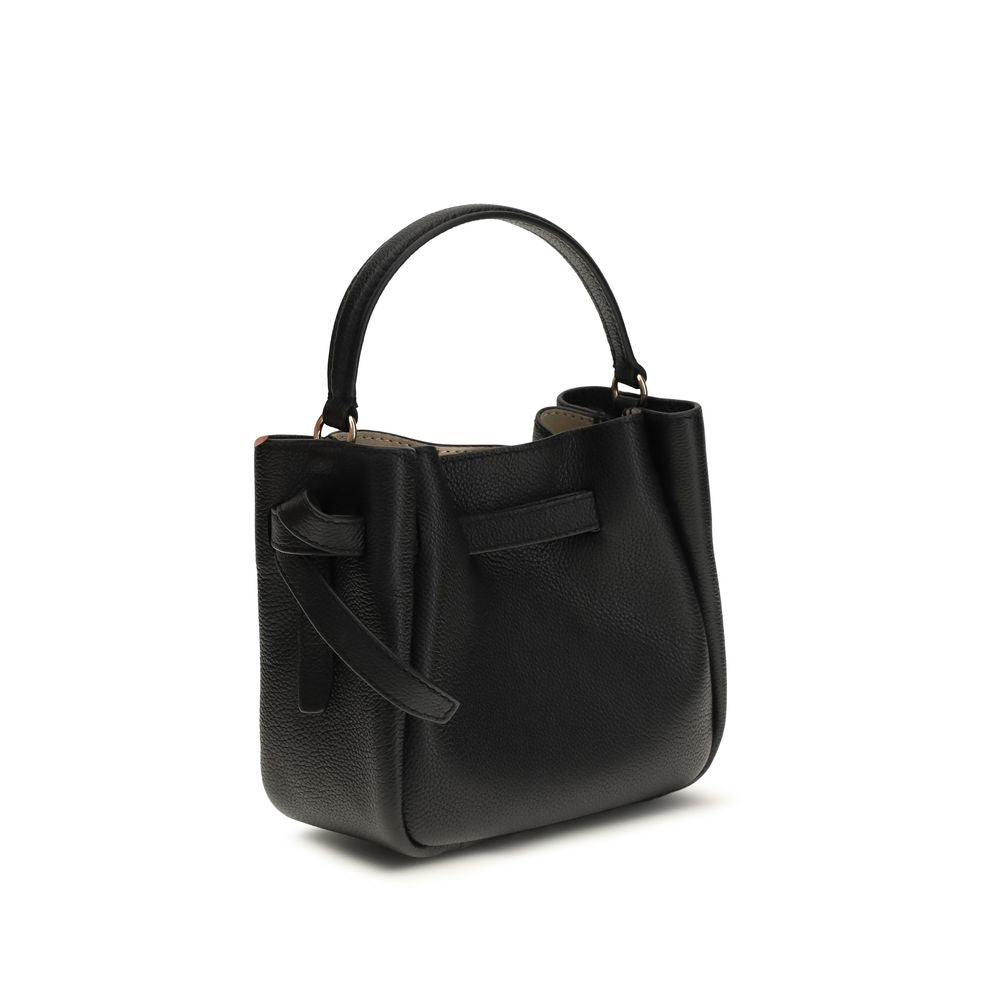 10763207 - PreLoved & Luxe