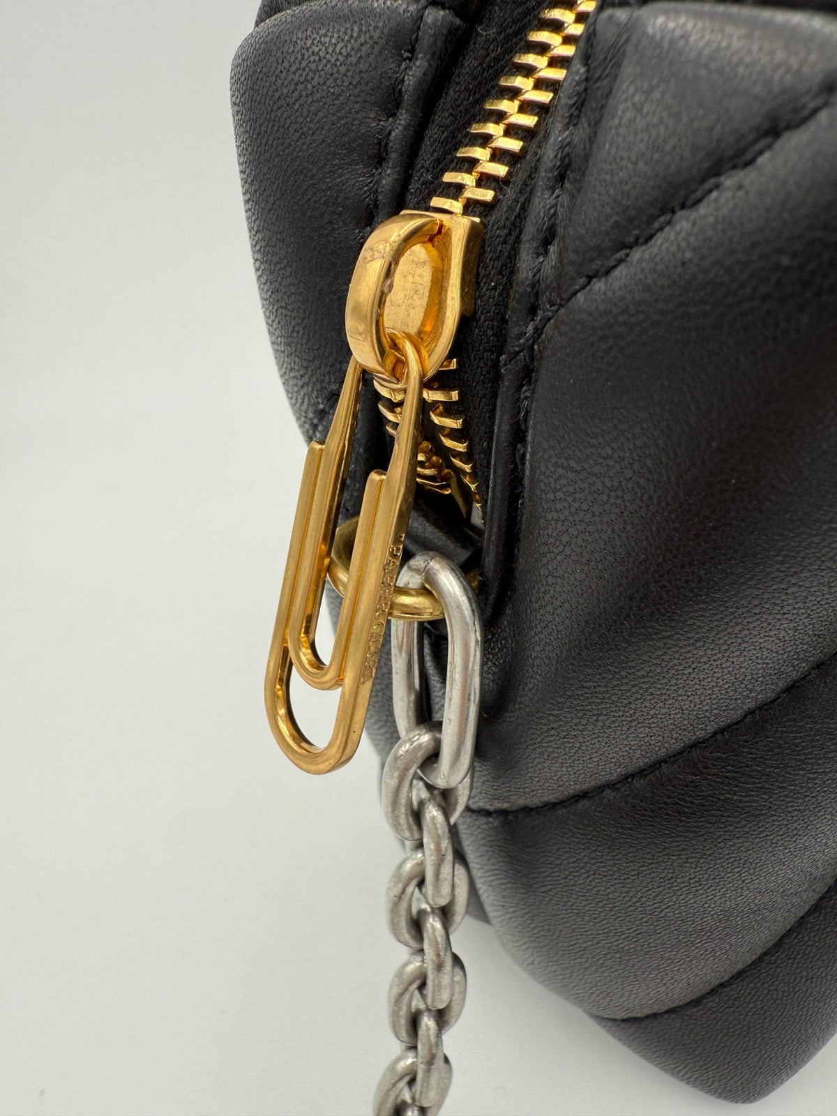 10785896 - PreLoved & Luxe