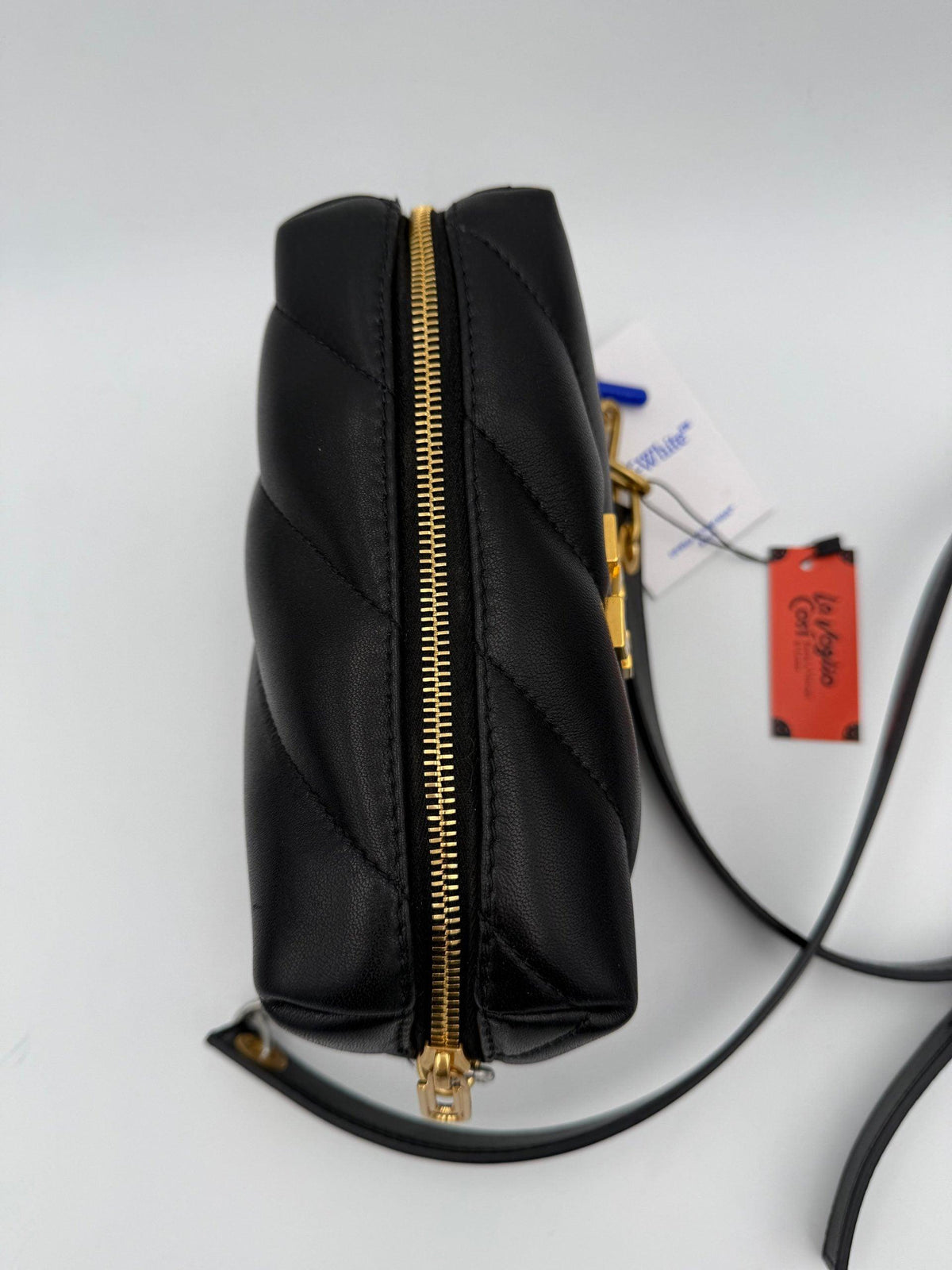 10785897 - PreLoved & Luxe