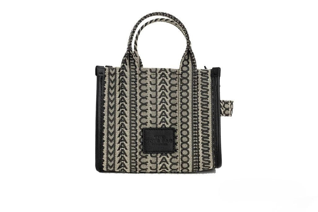 10788662 - PreLoved & Luxe