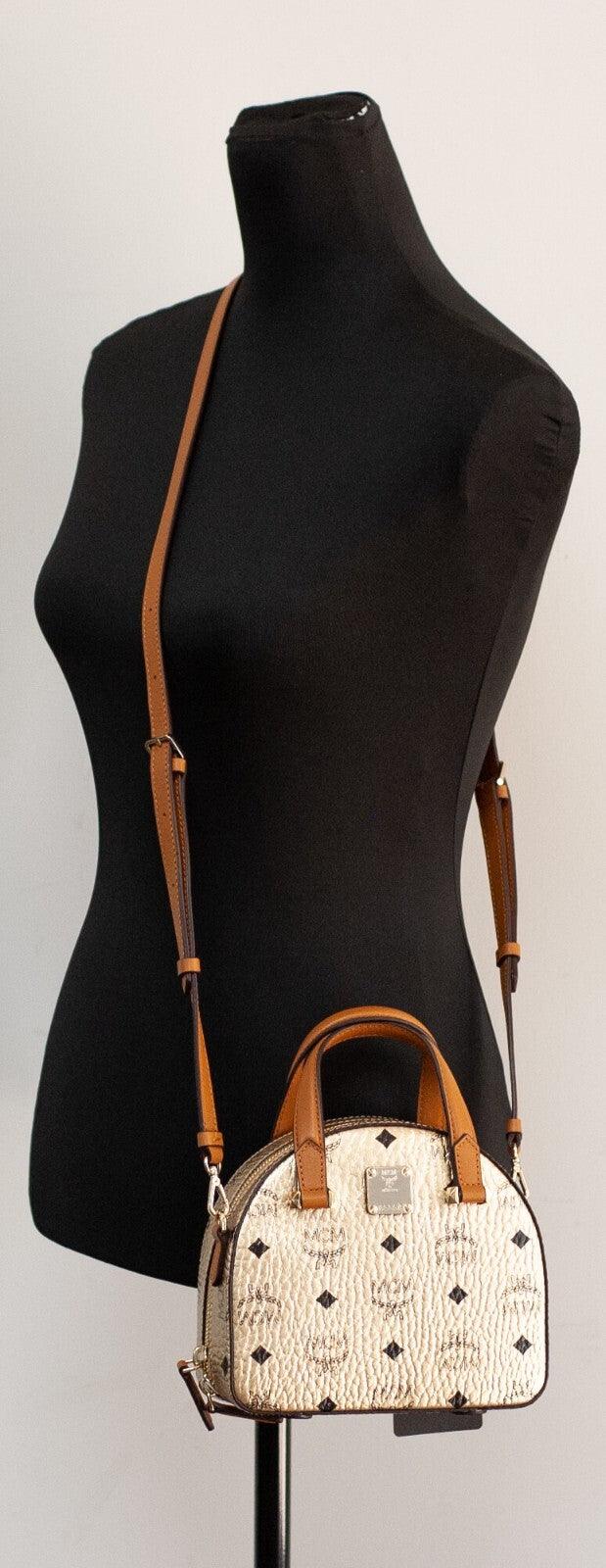 10788707 - PreLoved & Luxe