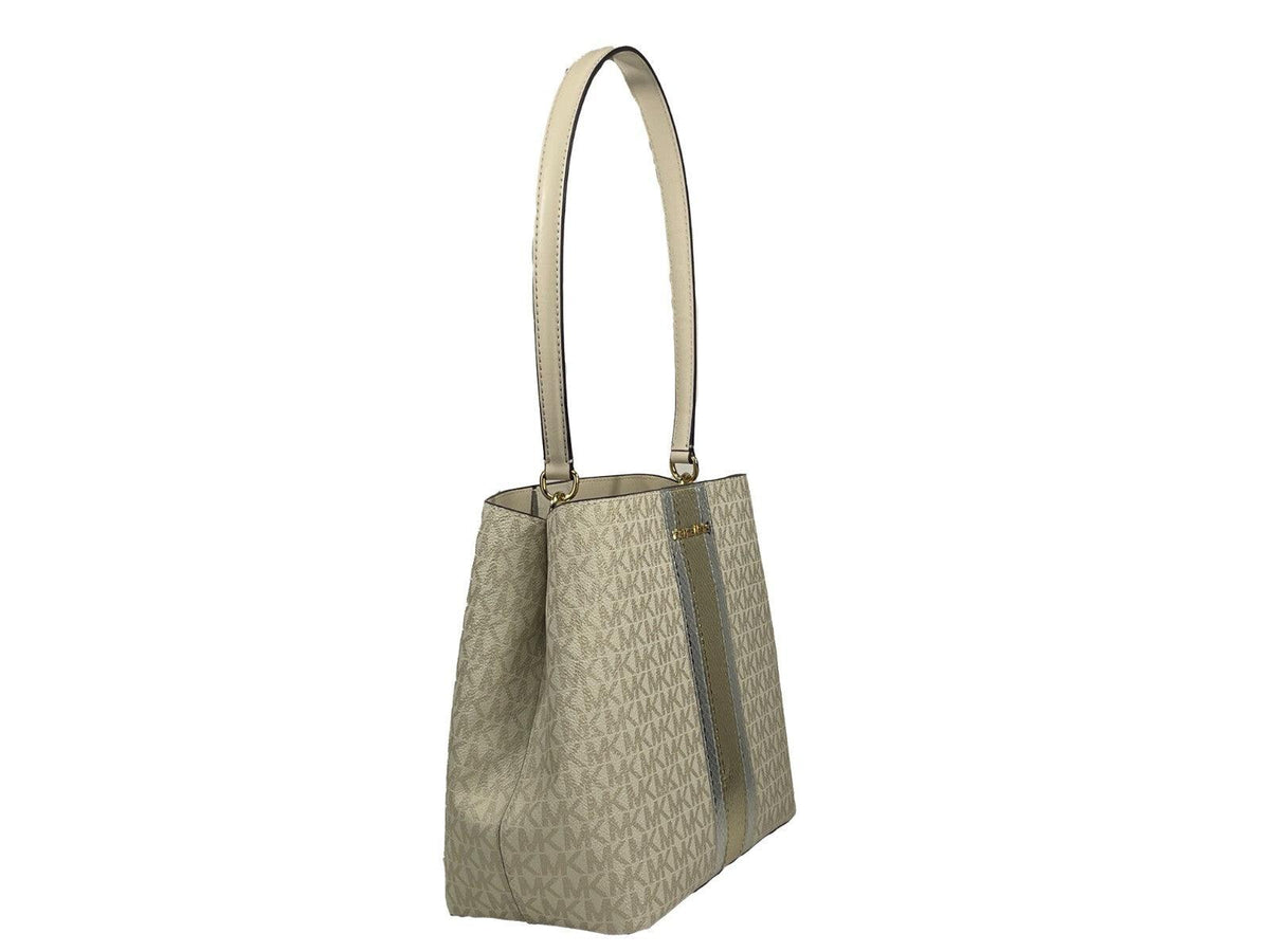 10788852 - PreLoved & Luxe