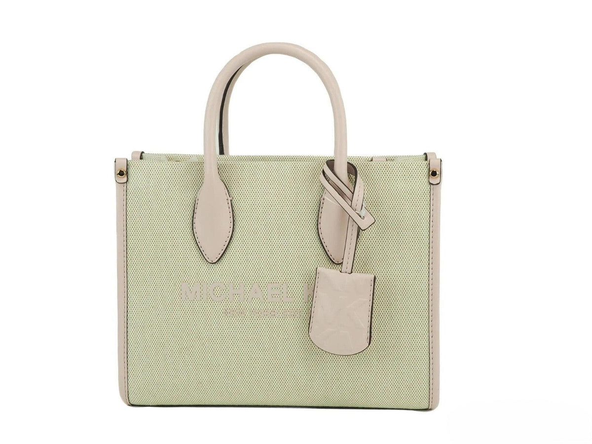 10788919 - PreLoved & Luxe