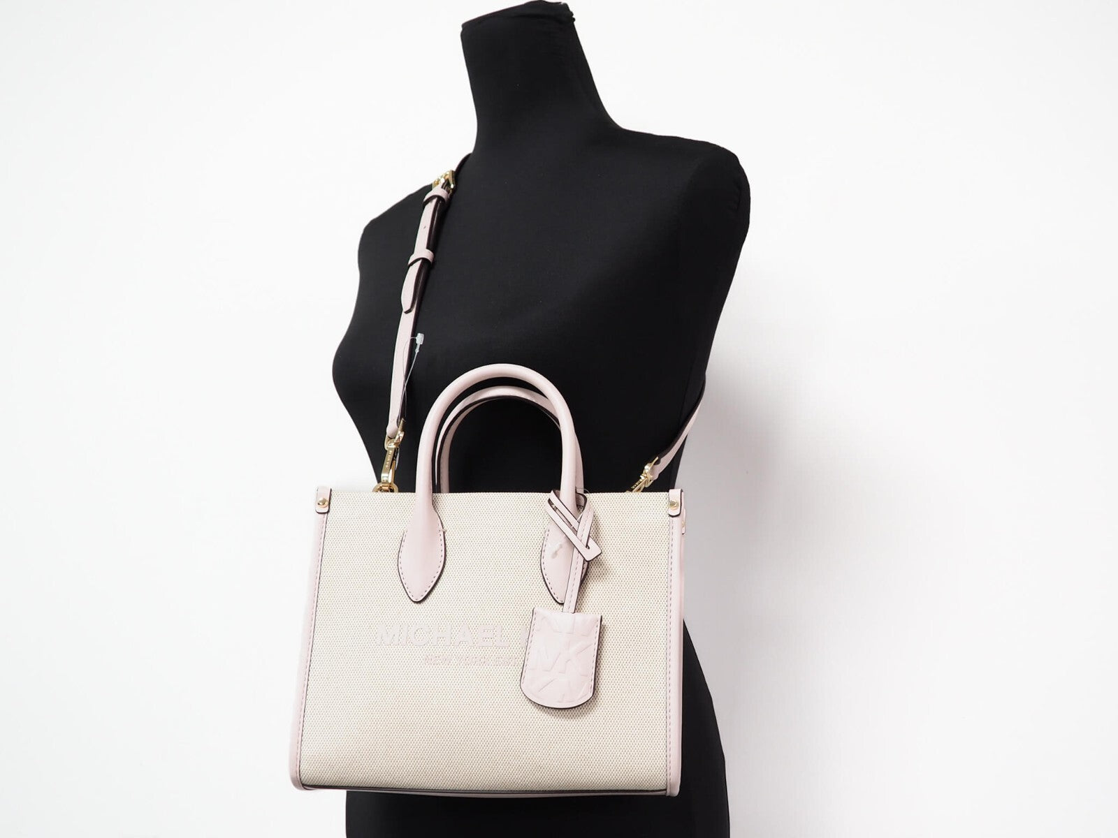 10788922 - PreLoved & Luxe