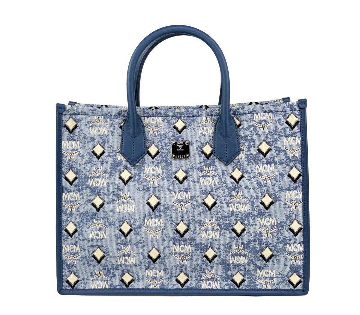 10789373 - PreLoved & Luxe
