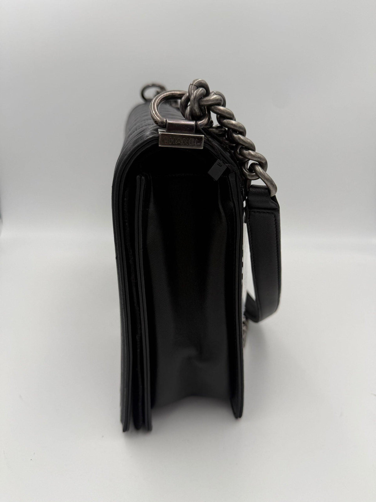 10847053 - PreLoved & Luxe