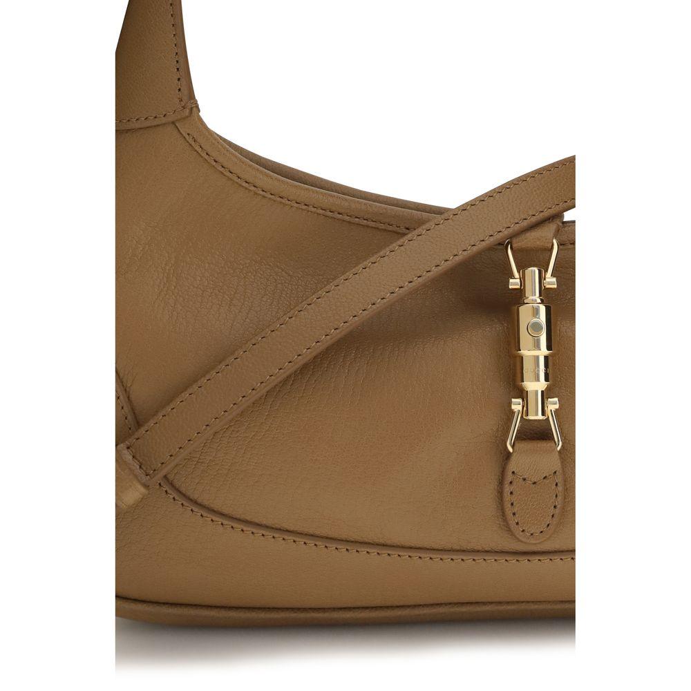 10884934 - PreLoved & Luxe